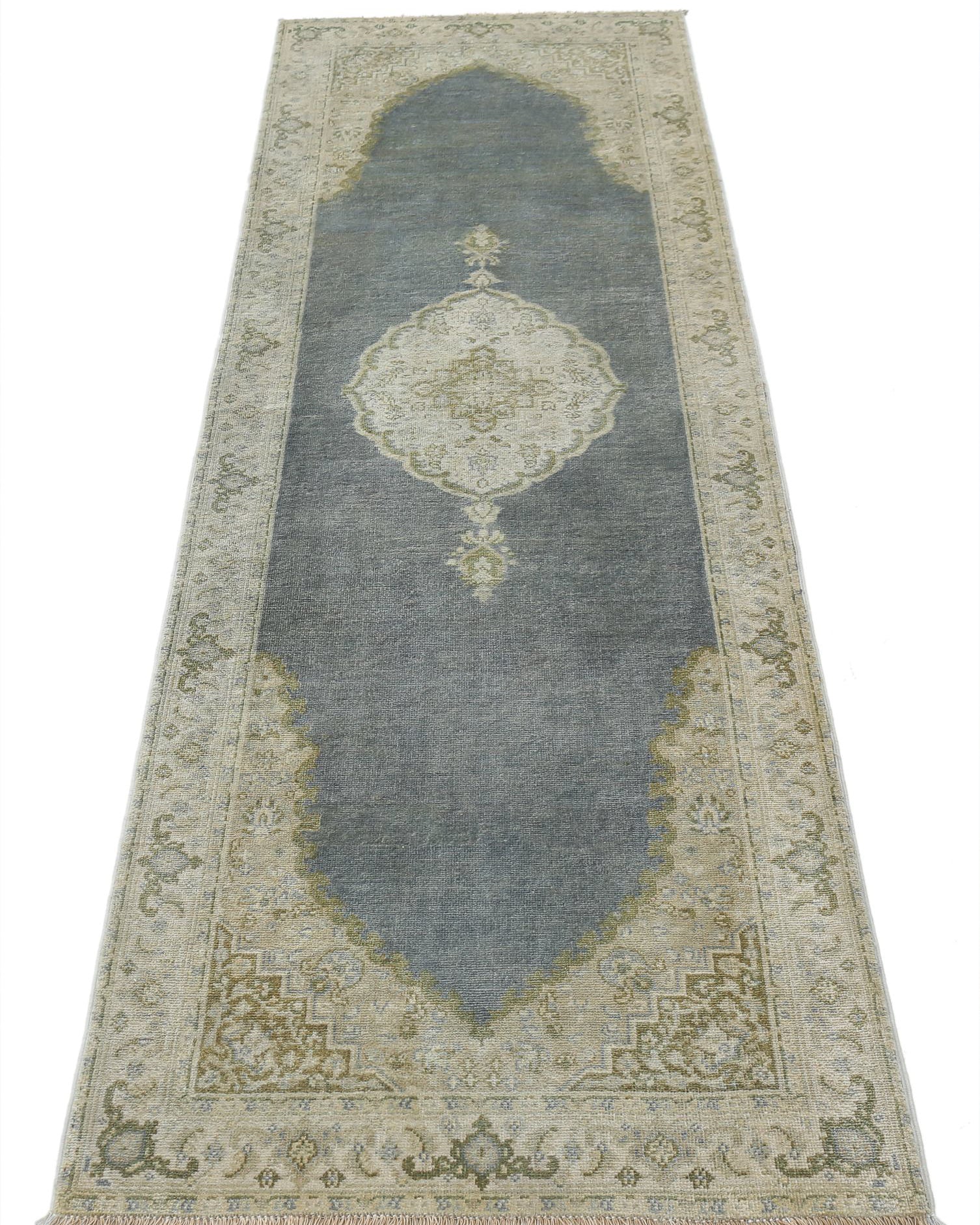 The Turmeric Arabesque