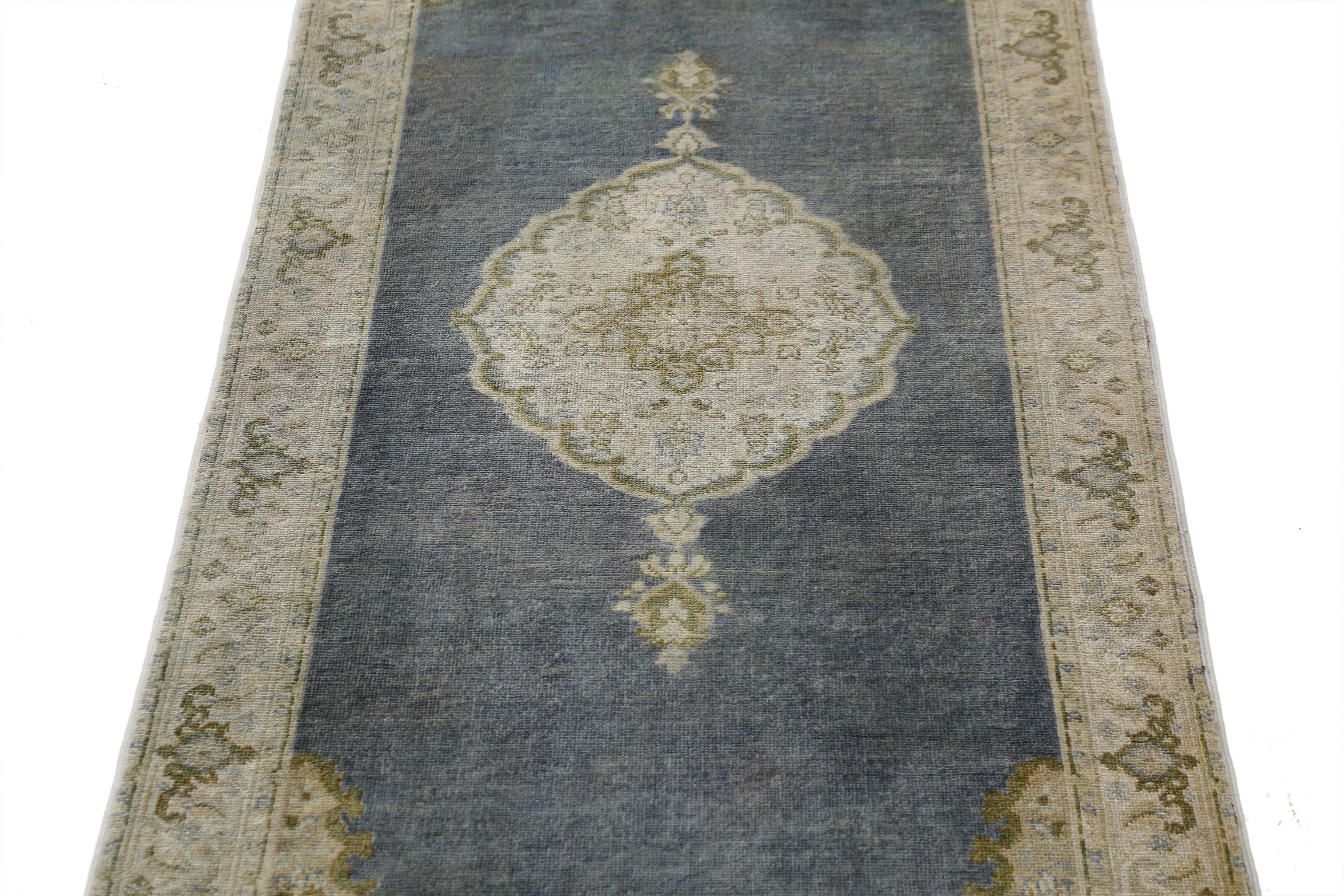 The Turmeric Arabesque