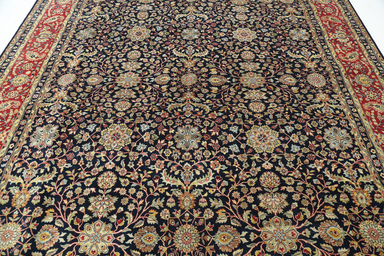 Hand Knotted Heritage Wool Rug - 8'9'' x 11'11''