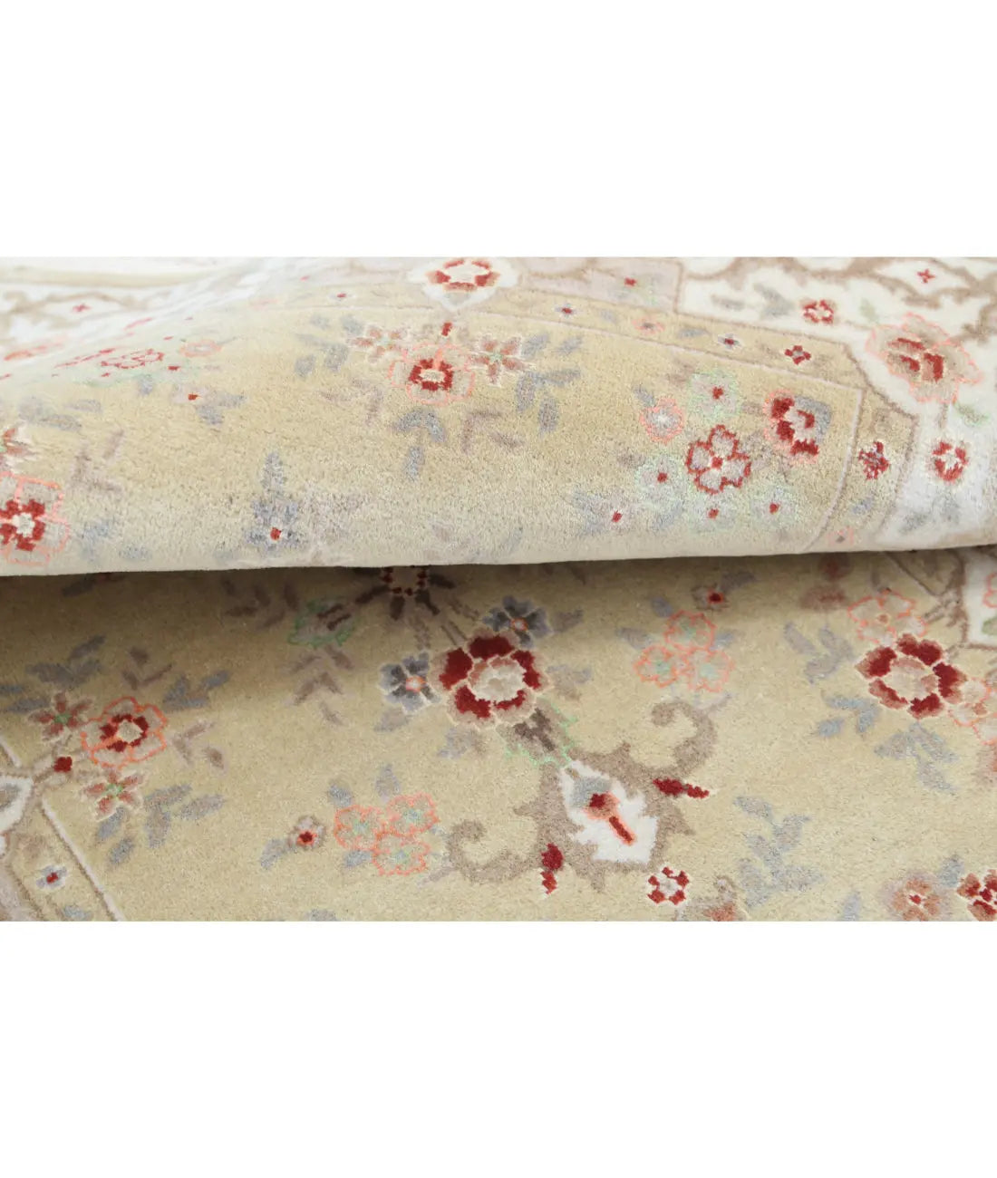 Hand Knotted Agra Kashan Wool Rug - 2'0'' x 4'2''