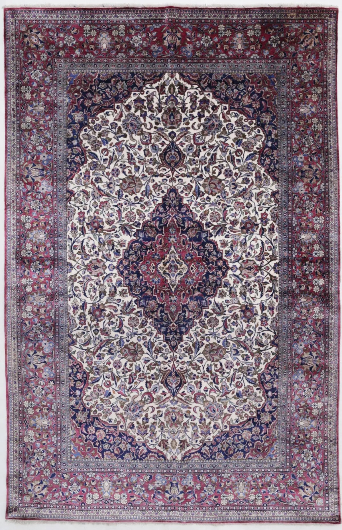 Hand Knotted Antique Masterpiece Persian Kashan Fine Silk Rug - 4&#39;3&#39;&#39; x 6&#39;8&#39;&#39; - Arteverk Rugs Area rug