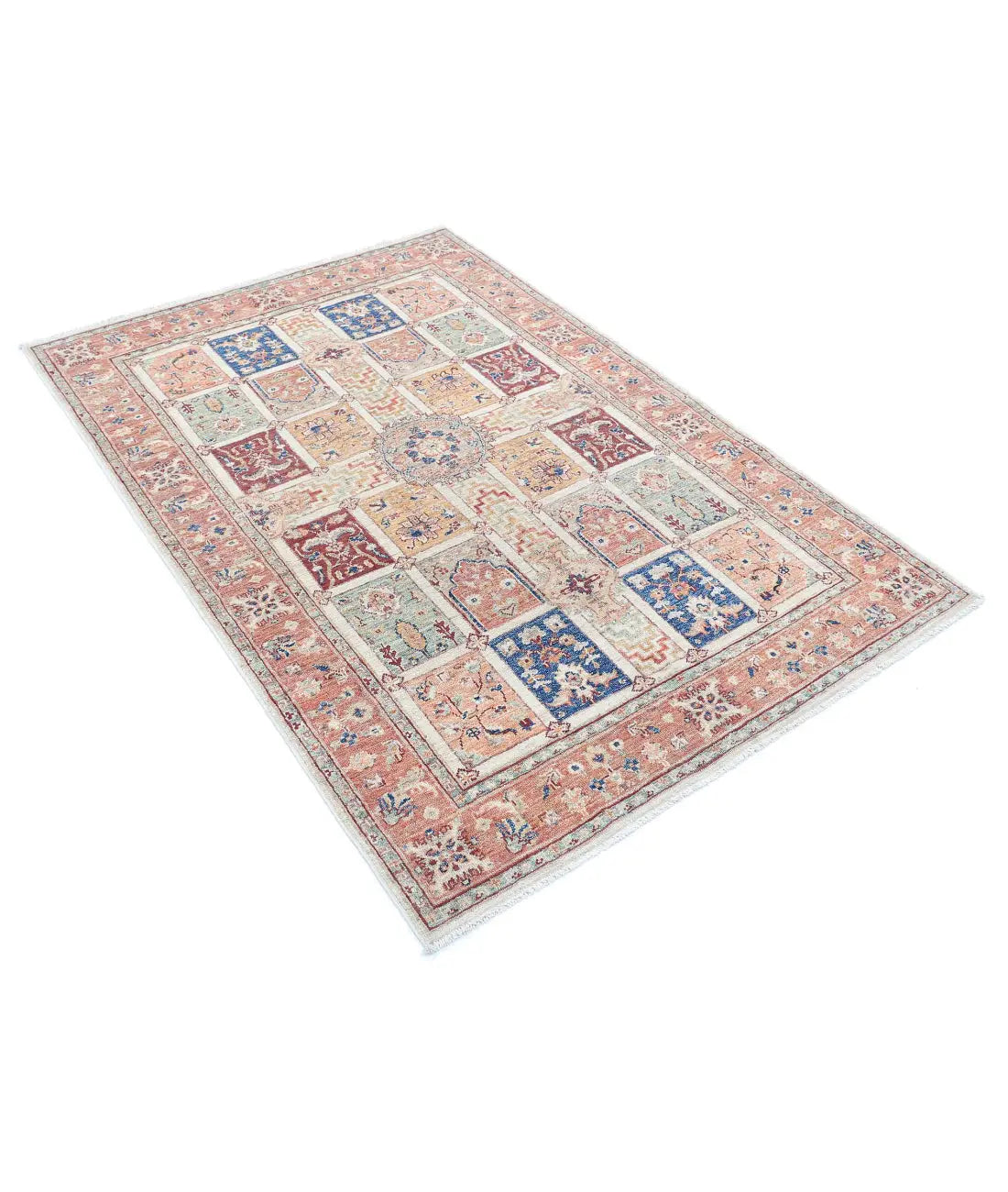 Hand Knotted Bakhtiari Wool Rug - 3'10'' x 5'8''