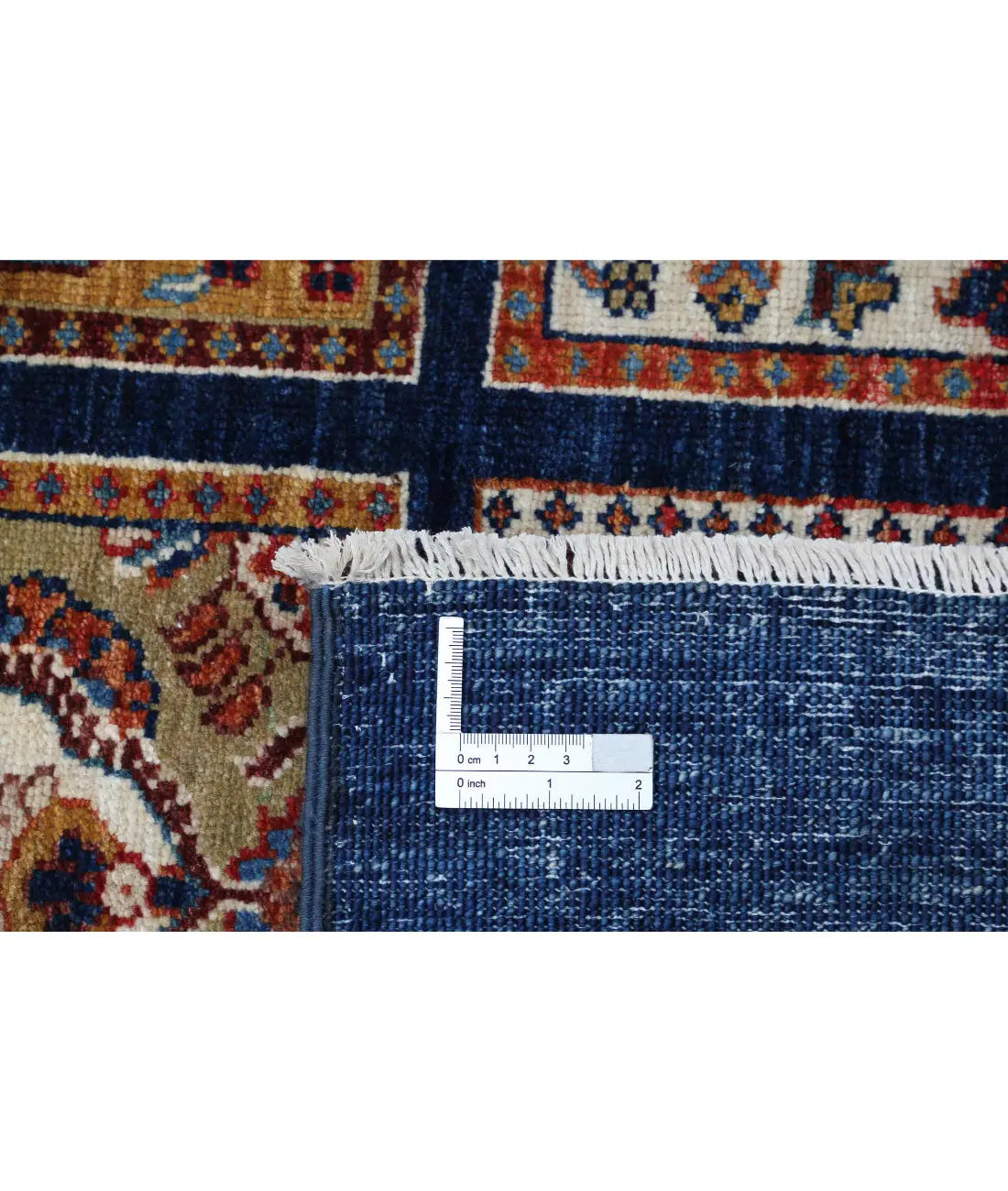 Hand Knotted Bakhtiari Wool Rug - 4'10'' x 6'3''