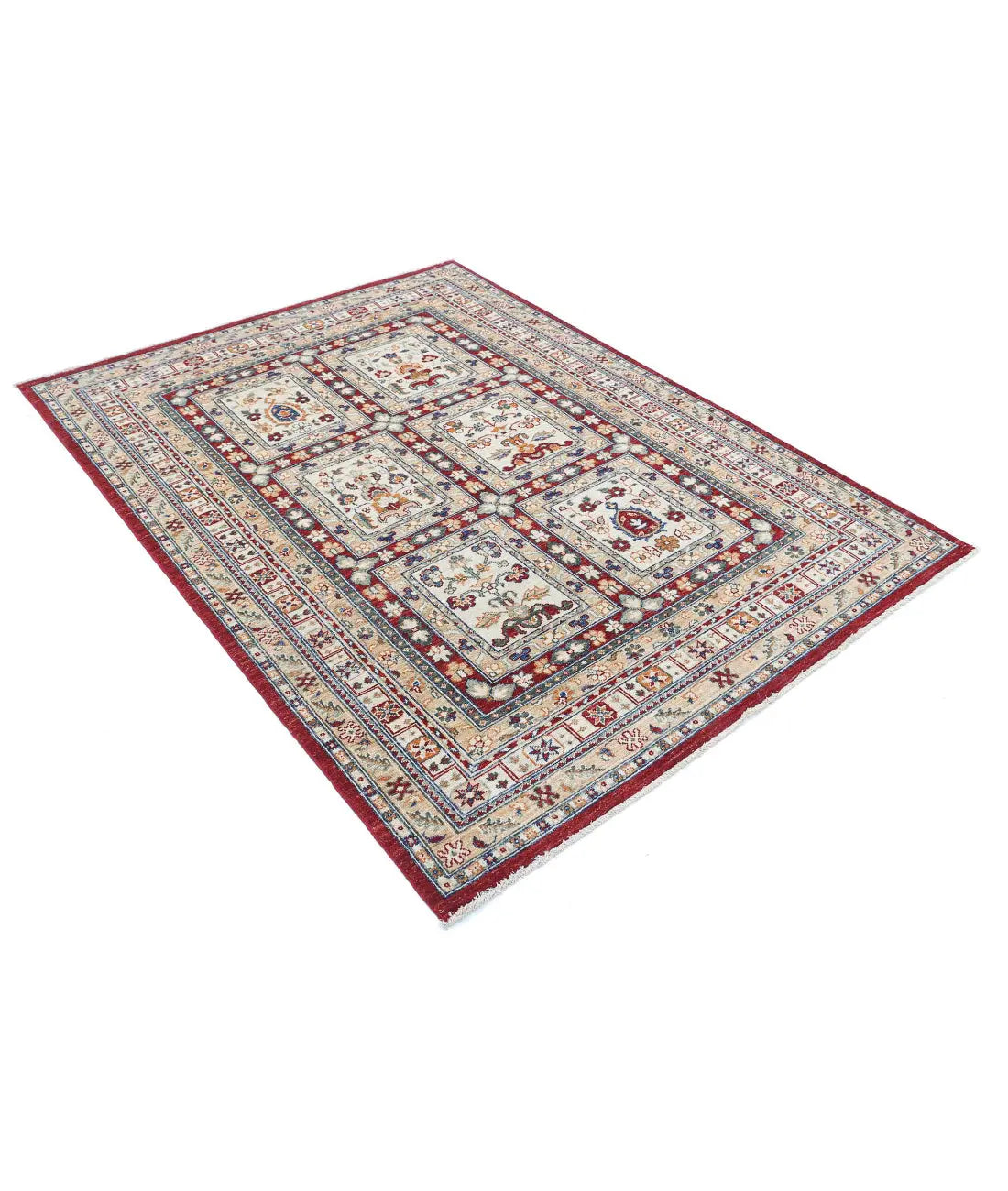 Hand Knotted Bakhtiari Wool Rug - 4'10'' x 6'5''