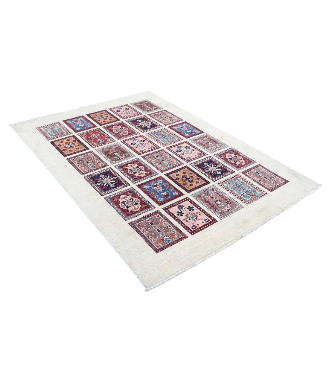 Hand Knotted Bakhtiari Wool Rug - 4'11'' x 6'10''