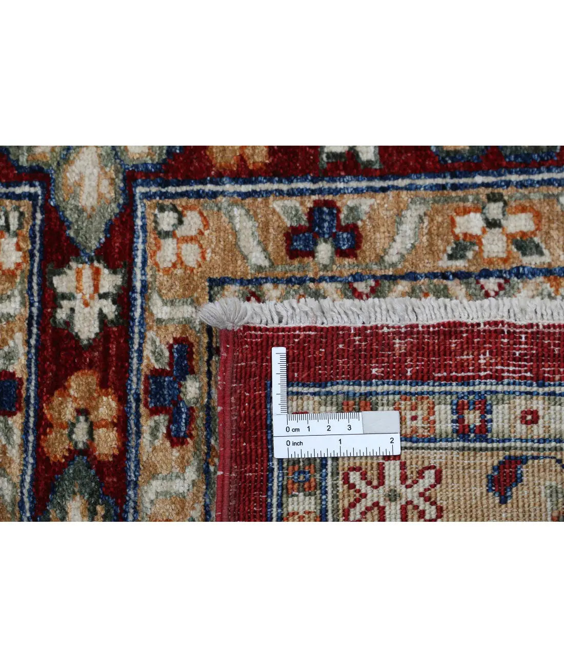 Hand Knotted Bakhtiari Wool Rug - 4'11'' x 6'1''