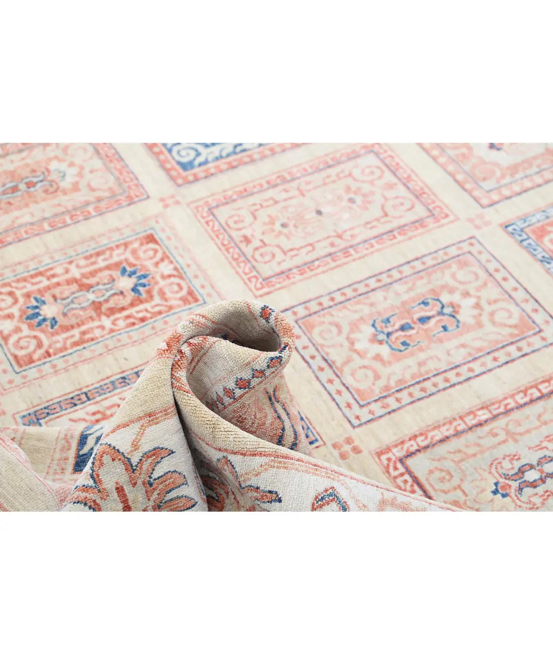 Hand Knotted Bakhtiari Wool Rug - 7'11'' x 11'6''