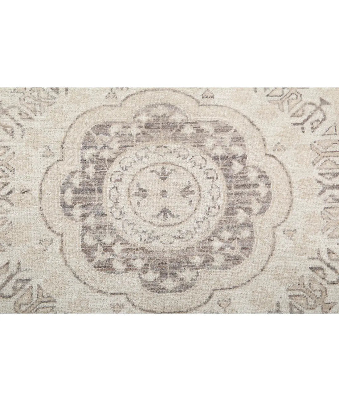Hand Knotted Fine Mamluk Wool Rug - 3'5'' x 9'5''