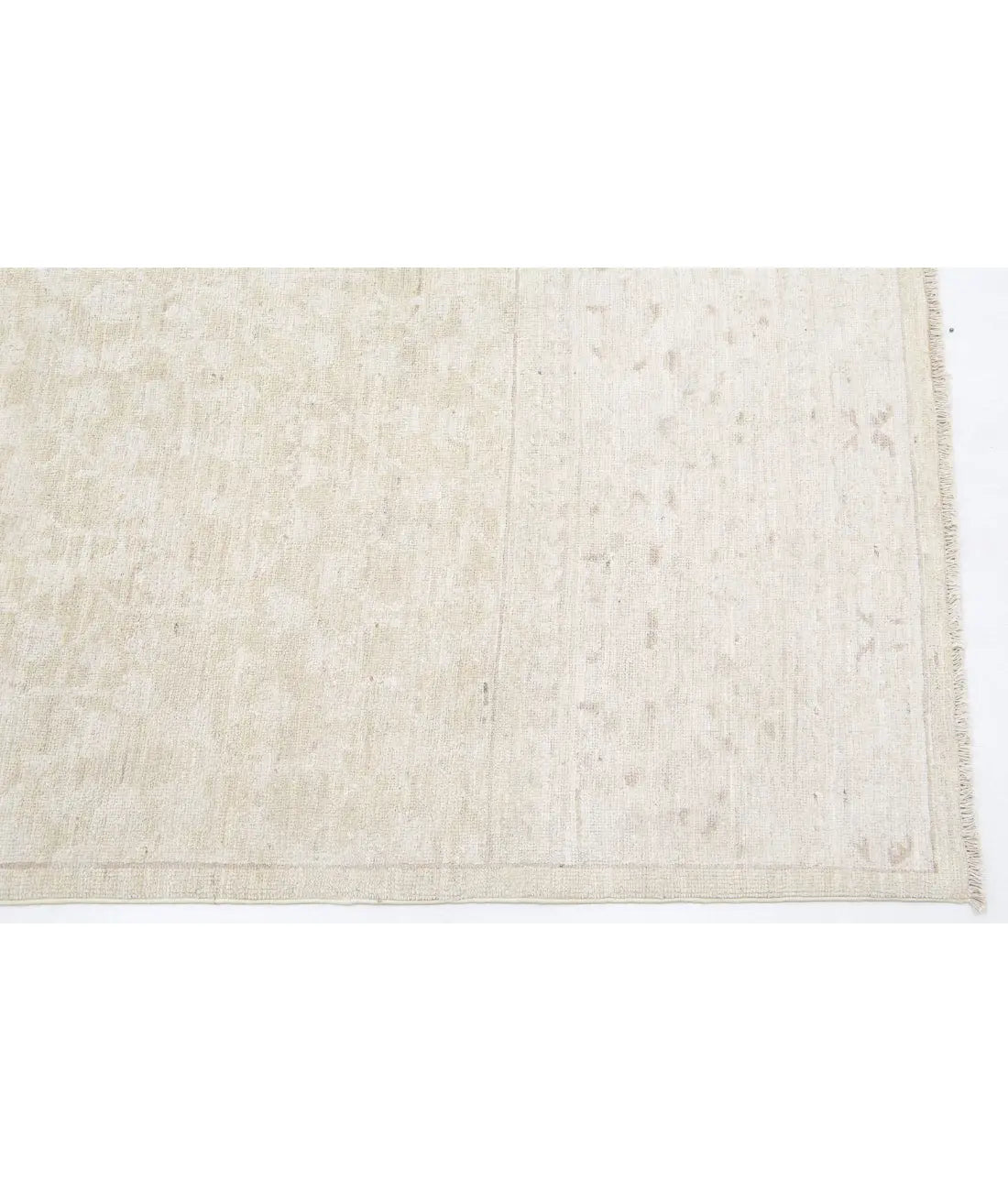 Hand Knotted Fine Serenity Wool Rug - 7'11'' x 9'10''