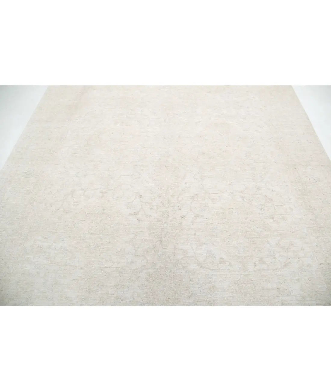 Hand Knotted Fine Serenity Wool Rug - 8'2'' x 10'1''