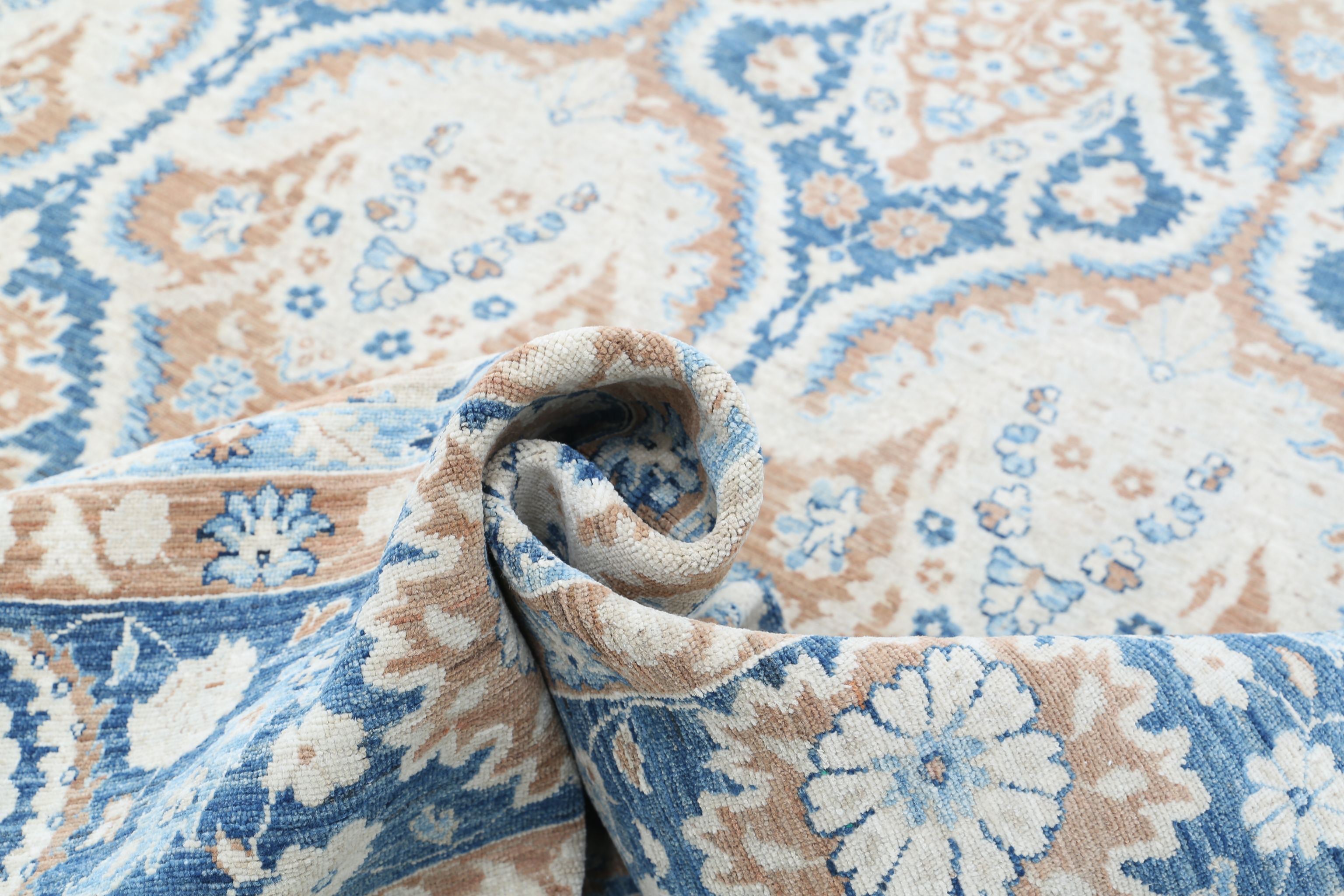 Hand Knotted Fine Ziegler Wool Rug - 9'9'' x 13'10''
