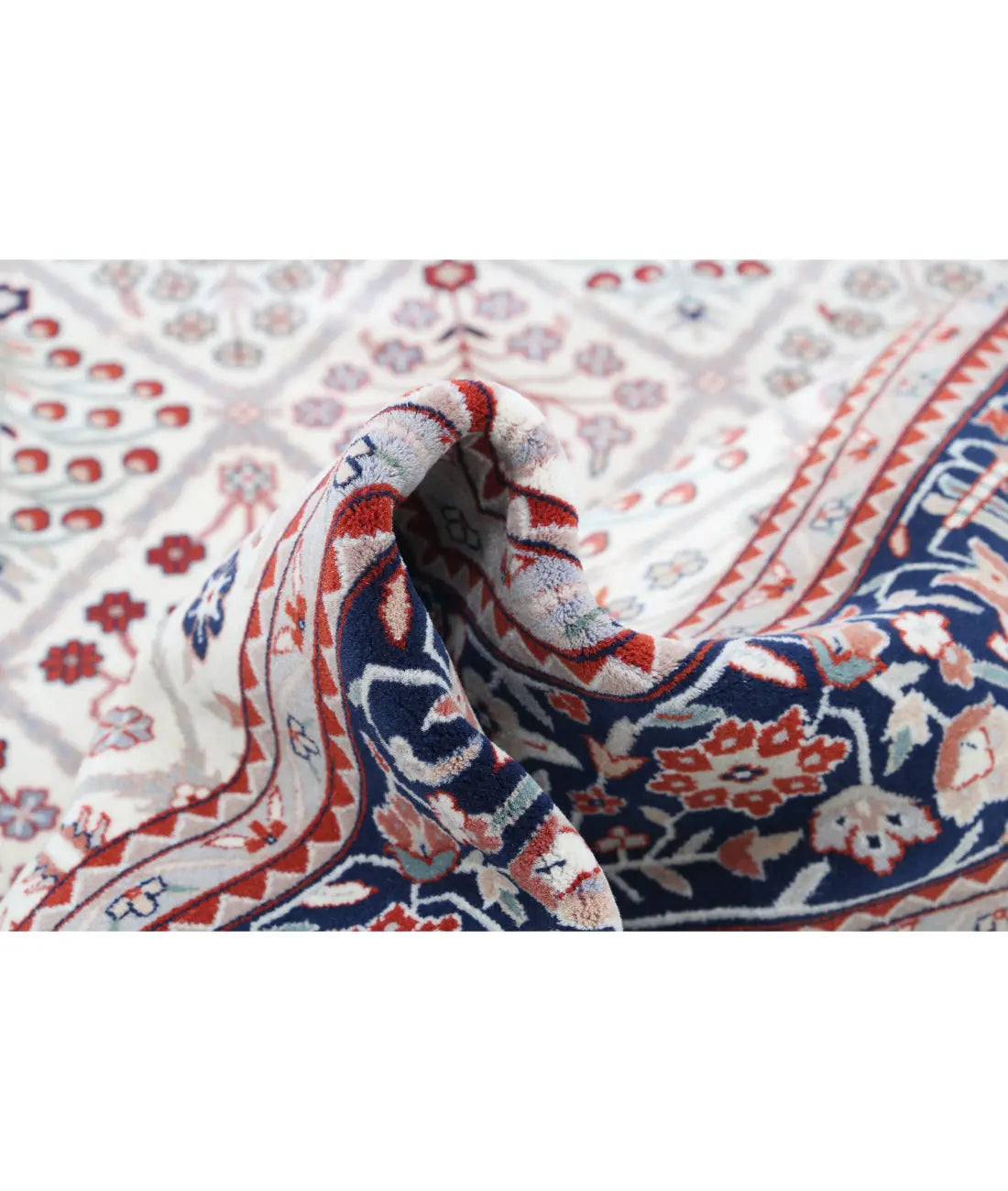 Hand Knotted Heritage Oriental  Josheghan Wool Rug - 6'1'' x 9'2''