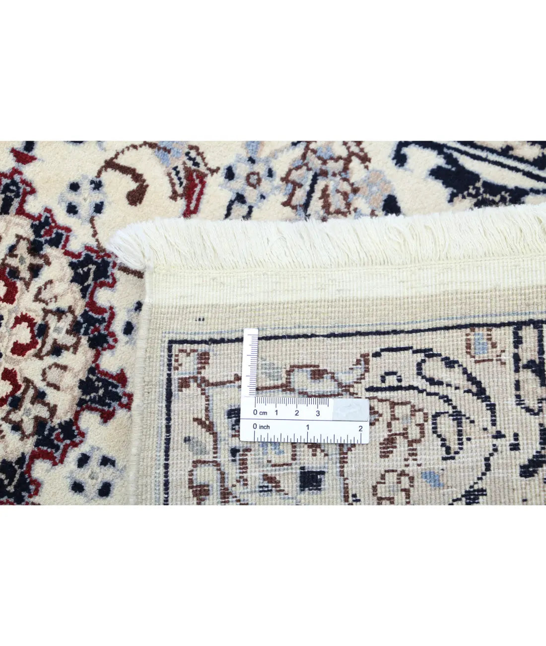 Hand Knotted Heritage Oriental  Nain Wool & Silk Rug - 2'0'' x 3'10''