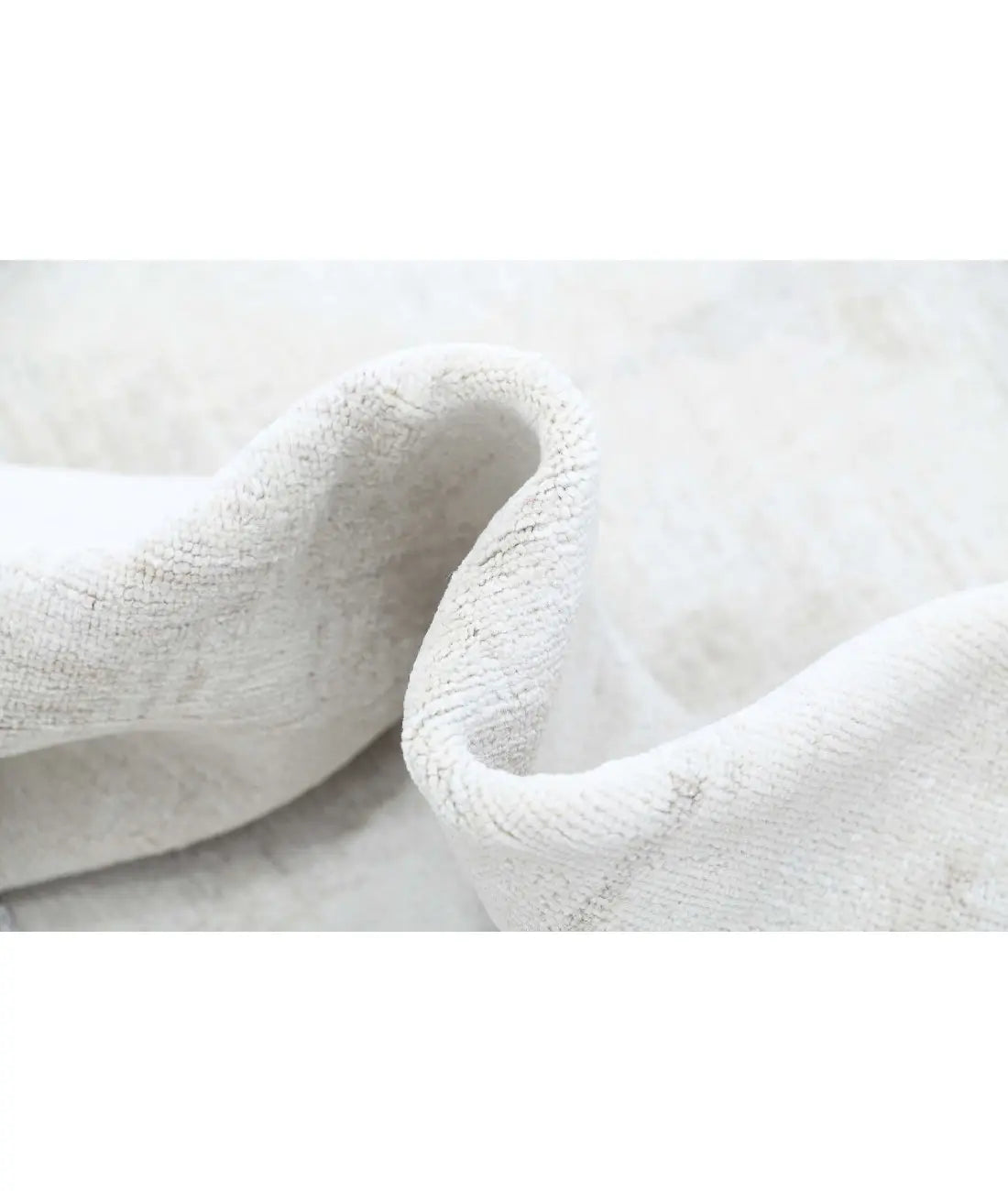 Hand Knotted Ikat Wool Rug - 6'1'' x 8'10'' - Arteverk Rugs Area rug