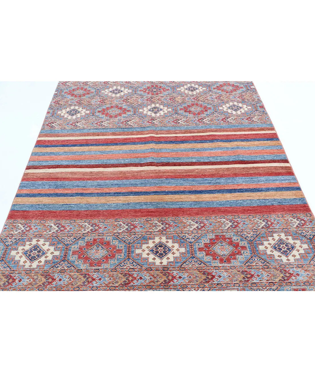 Hand Knotted Khurjeen Wool Rug - 5'6'' x 7'7''