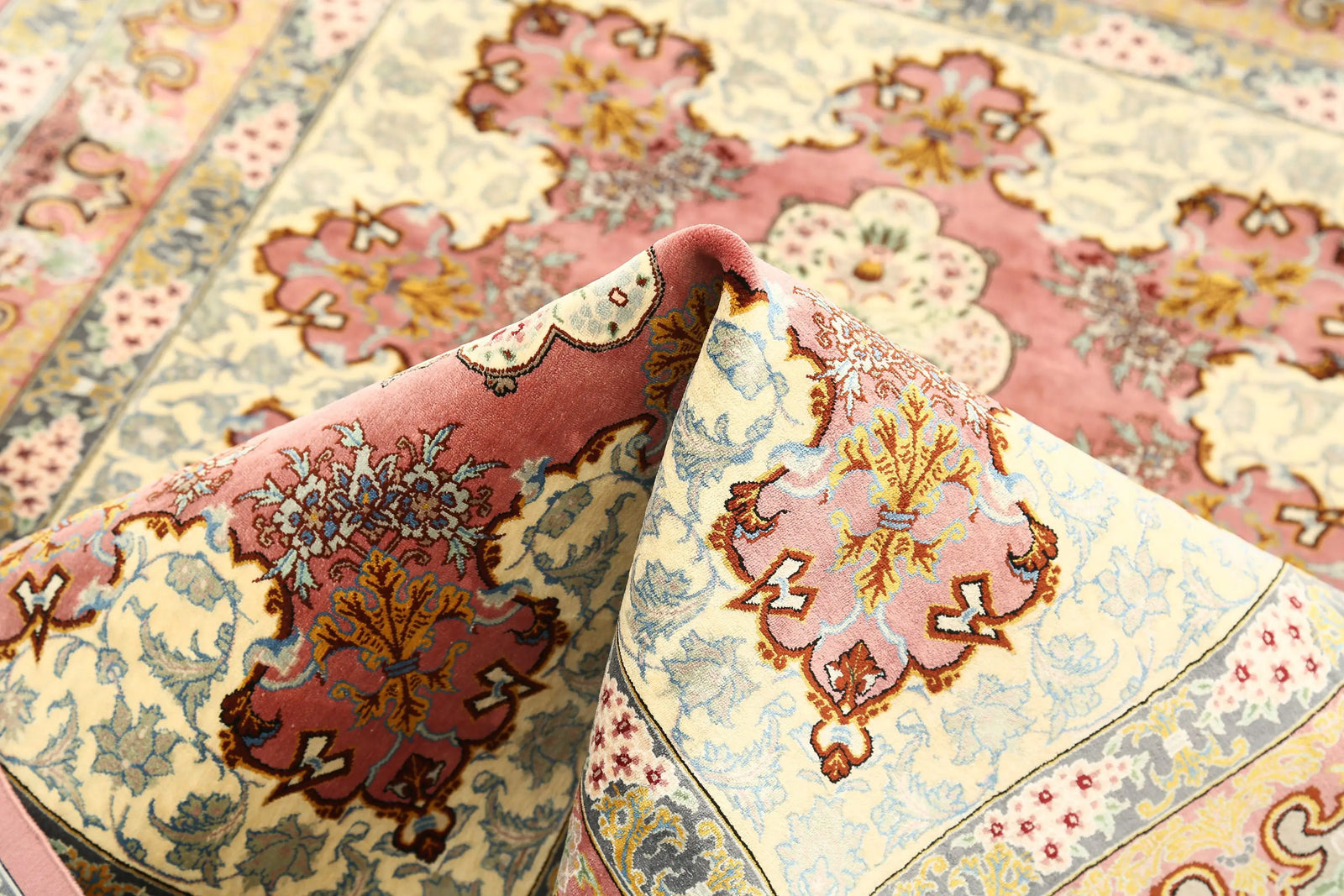 Hand Knotted Masterpiece Persian Qum Silk Rug - 3'4'' x 4'10'' - Arteverk Rugs Area rug