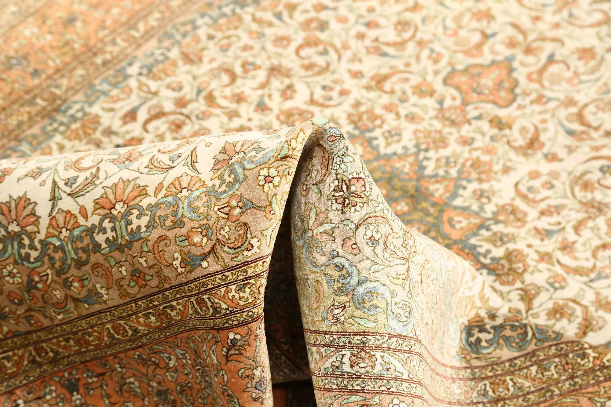 Hand Knotted Masterpiece Persian Qum Silk Rug - 4'3'' x 6'5'' - Arteverk Rugs Area rug