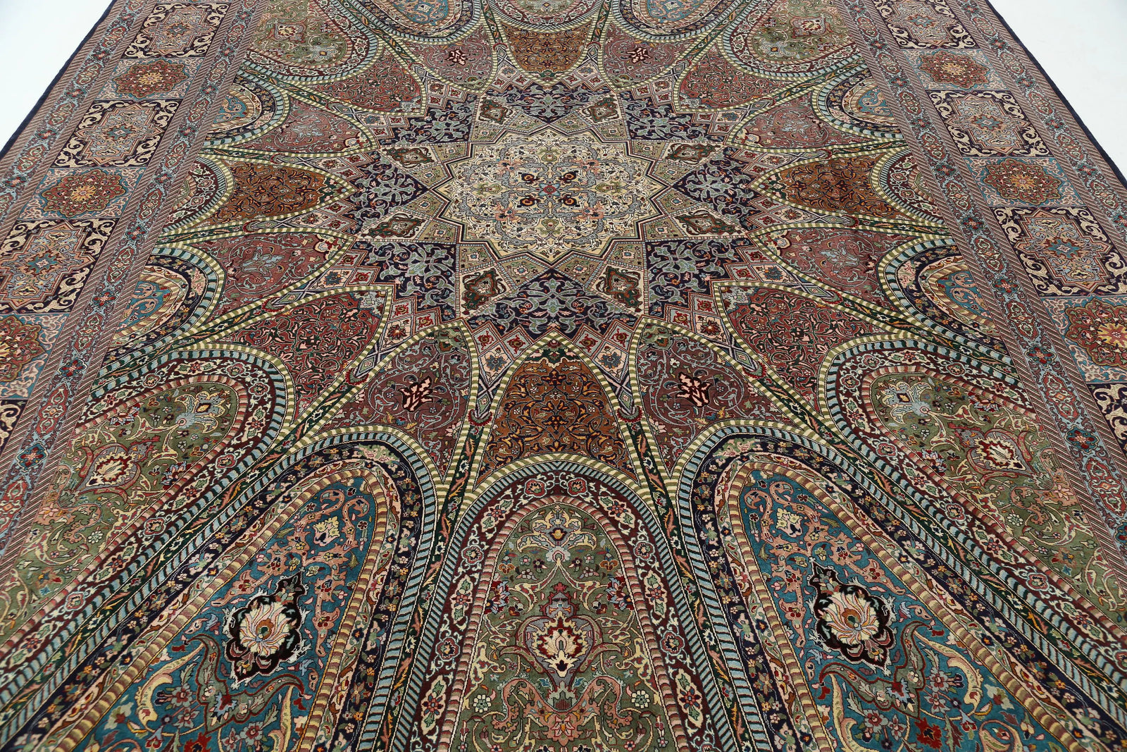 Hand Knotted Masterpiece Oriental Tabriz Fine Wool & Silk Rug - 9'8'' x 13'4''