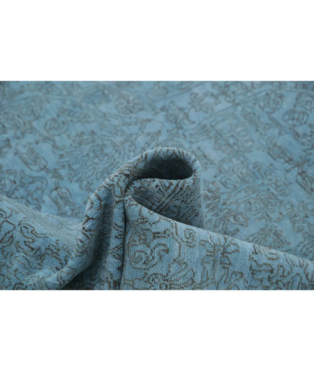 Tapis en laine surteint noué à la main - 8'0'' x 9'8''