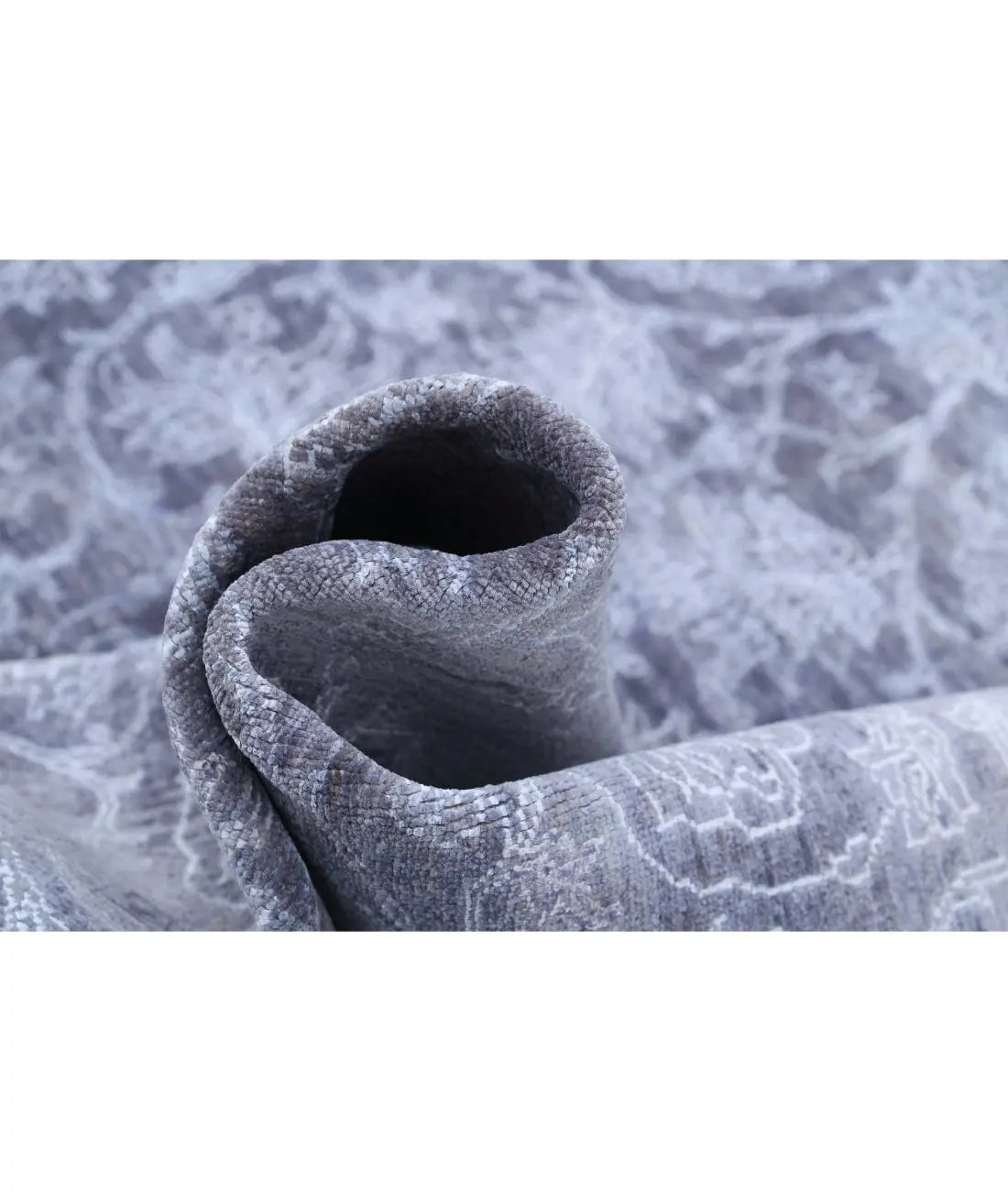 Hand Knotted Overdye Wool & Bamboo Silk Rug - 6'7'' x 9'7'' - Arteverk Rugs Area rug