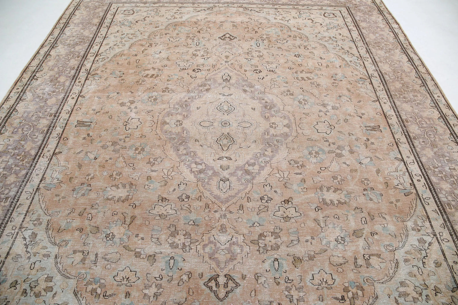 Hand Knotted Persian Vintage Wool Rug - 9'6'' x 11'11'' - Arteverk Rugs Area rug