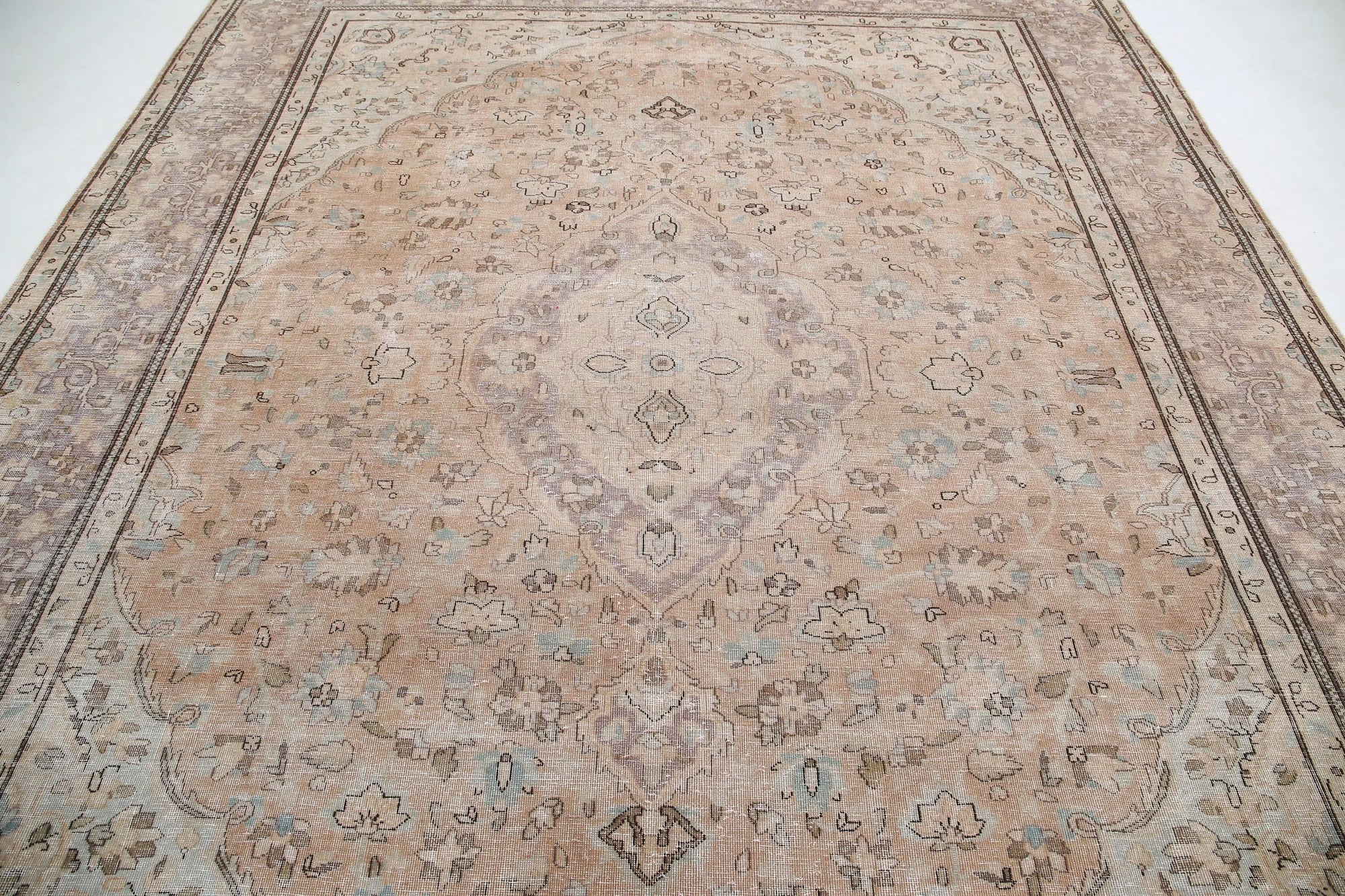 Hand Knotted Persian Vintage Wool Rug - 9'6'' x 11'11'' - Arteverk Rugs Area rug