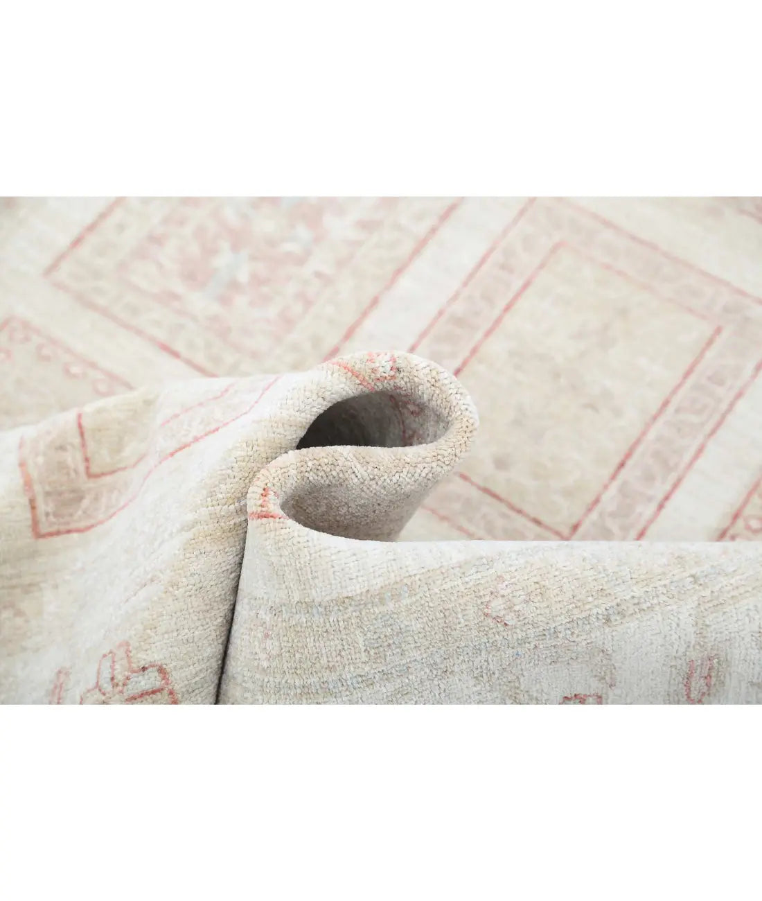 Hand Knotted Serenity Wool Rug - 5'6'' x 7'1''