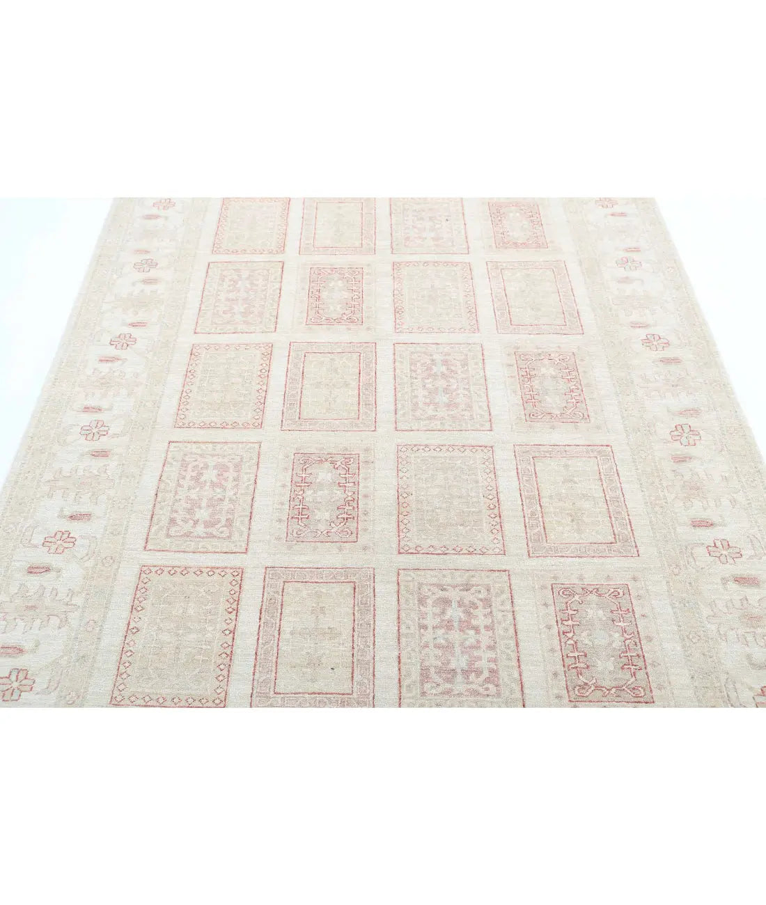 Hand Knotted Serenity Wool Rug - 5'6'' x 7'1''