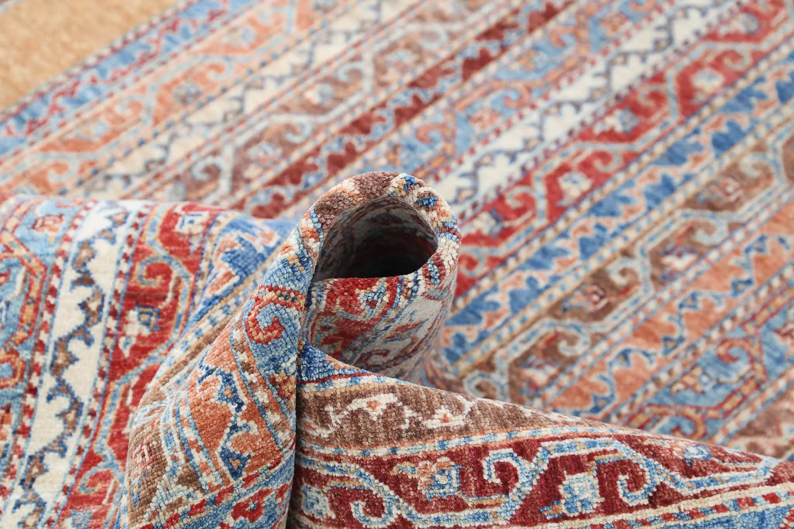 Hand Knotted Shaal Wool Rug - 4'9'' x 7'2''