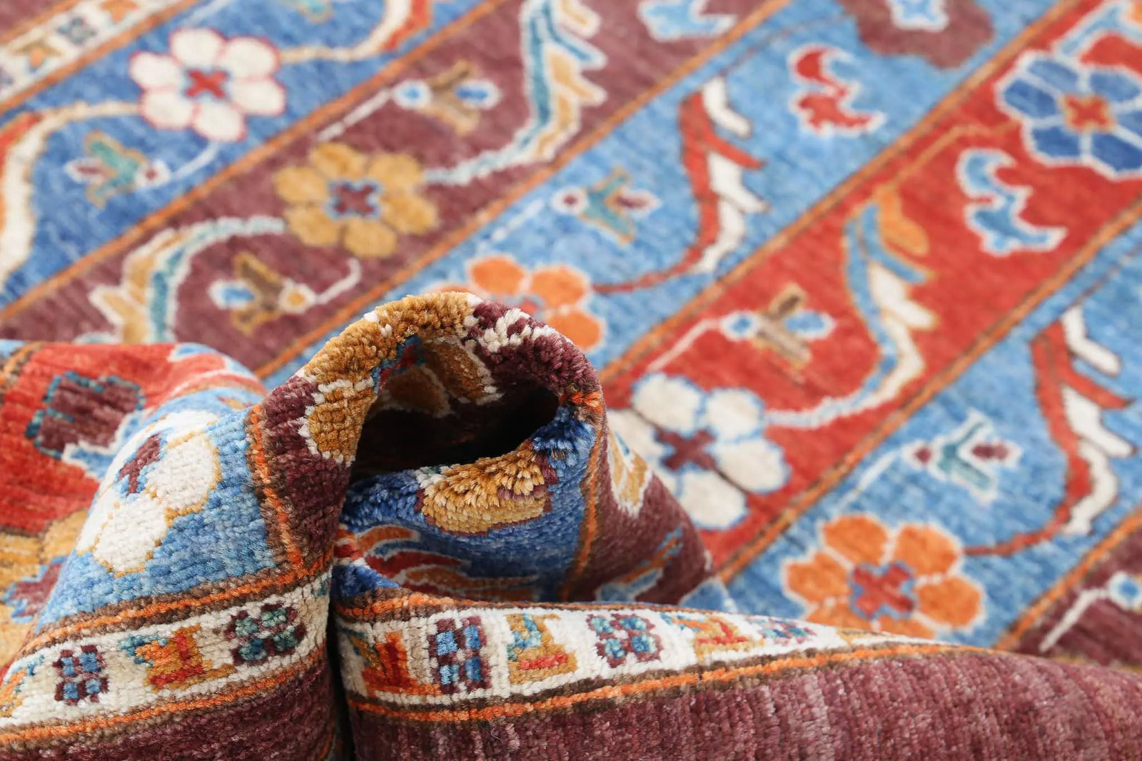 Hand Knotted Shaal Wool Rug - 5'0'' x 6'7''