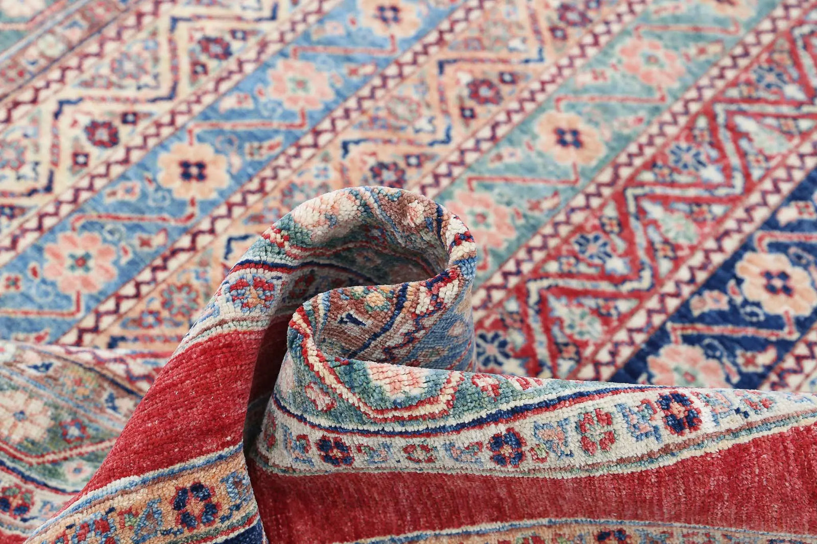 Hand Knotted Shaal Wool Rug - 5'8'' x 7'7''