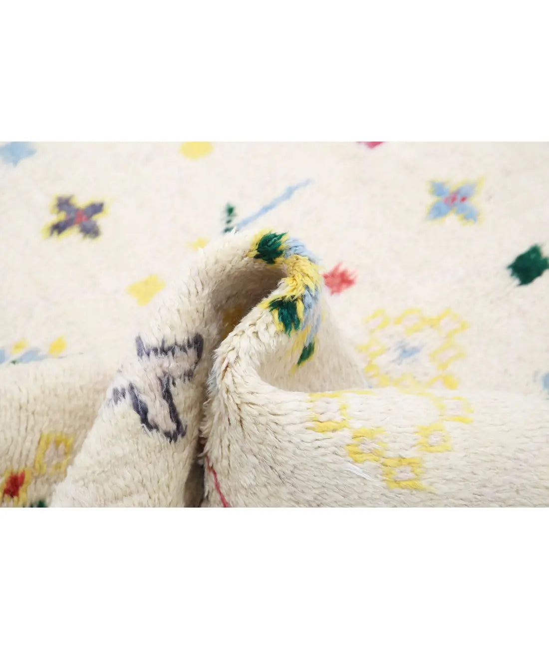 Alfombra de lana marroquí tribal anudada a mano - 4'11'' x 7'8''