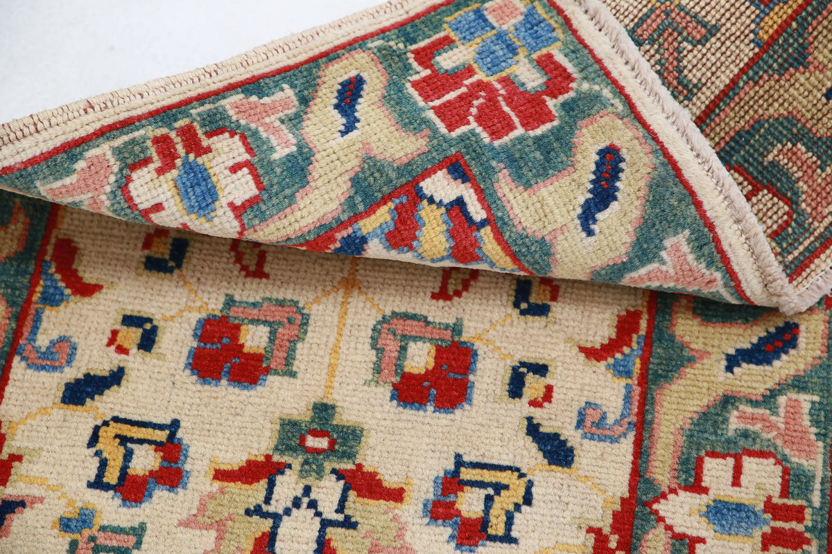 Tapis en laine Ziegler Farhan Gul noué à la main - 2'0'' x 2'11''