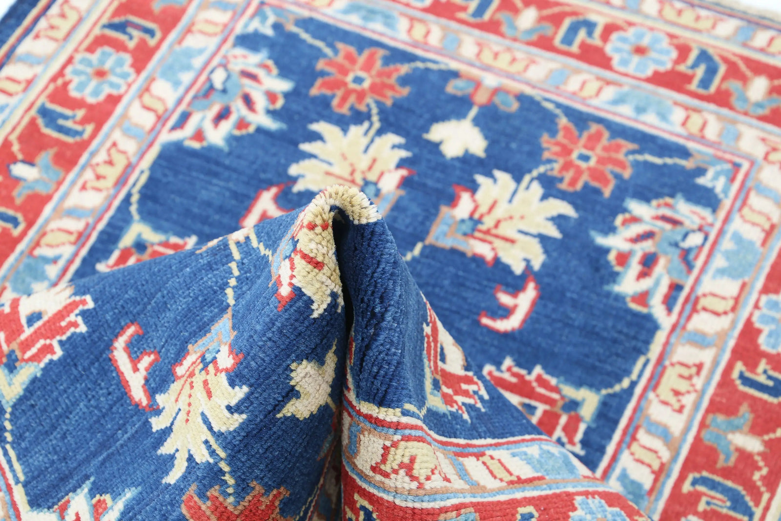 Tapis en laine Ziegler Farhan Gul noué à la main - 3'1'' x 4'9''