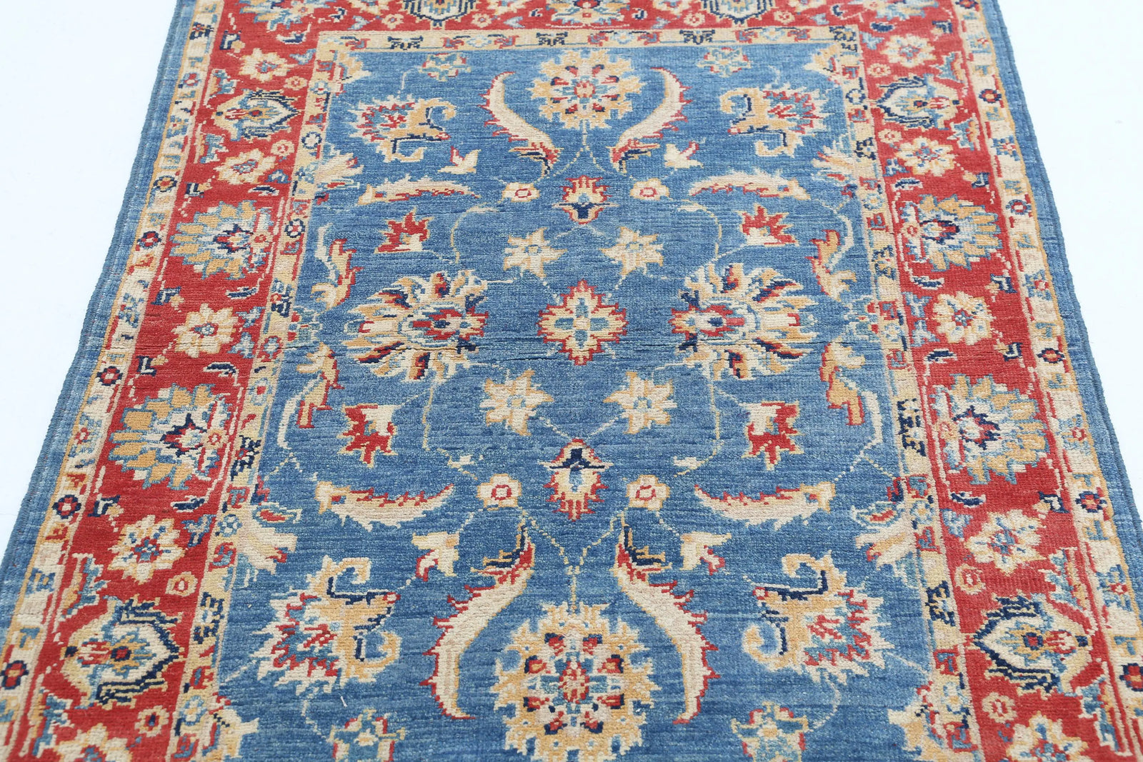 Tapis en laine Ziegler Farhan Gul noué à la main - 3'4'' x 4'10''