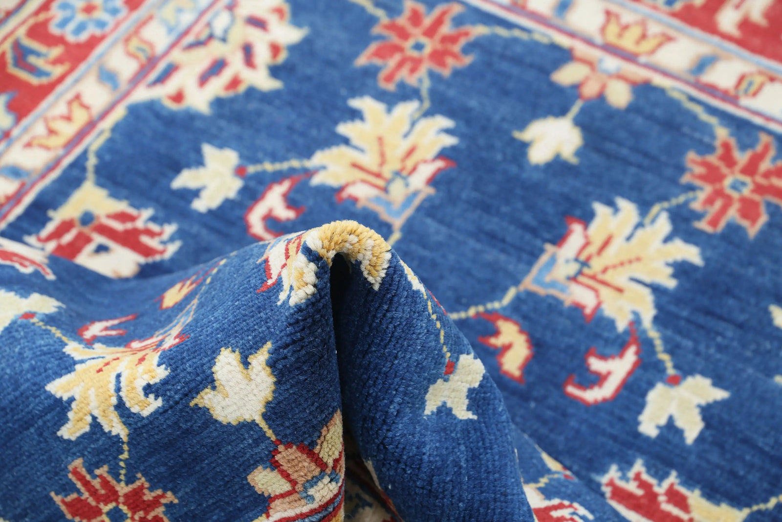 Tapis en laine Ziegler Farhan Gul noué à la main - 3'4'' x 4'11''