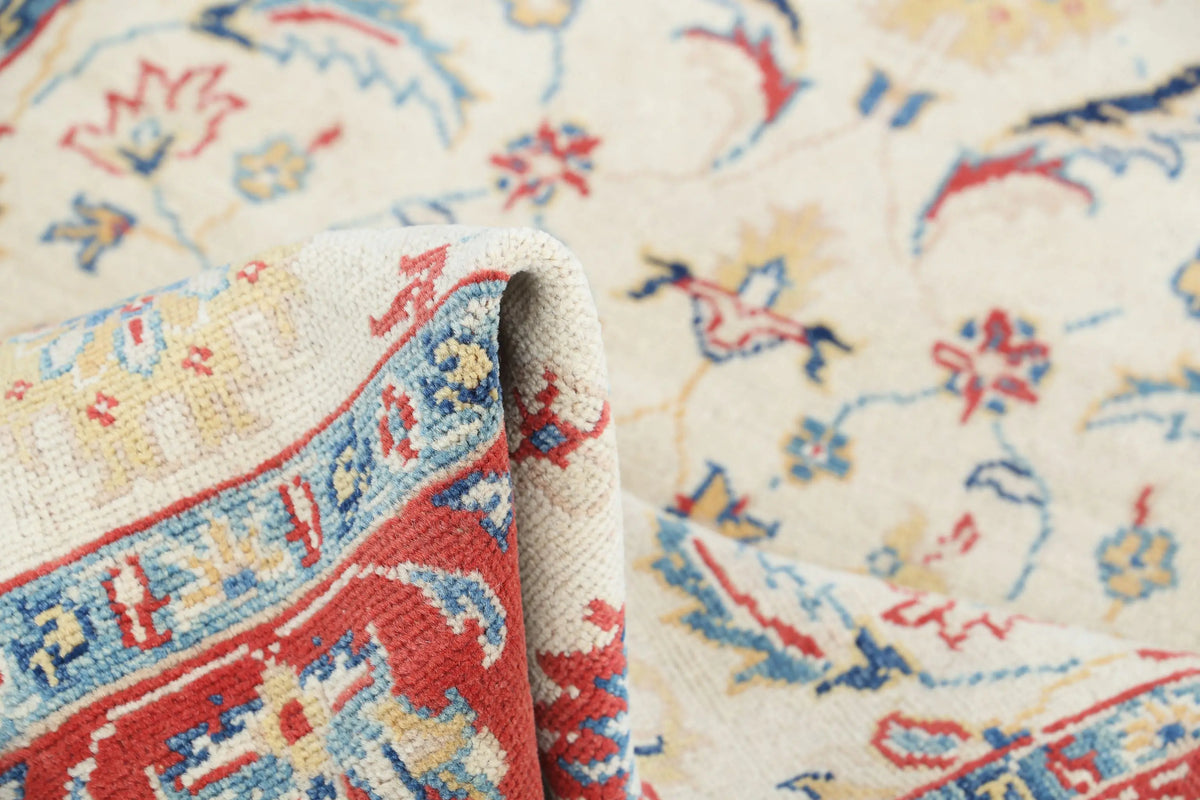 Tapis en laine Ziegler Farhan Gul noué à la main - 4'0'' x 5'8''