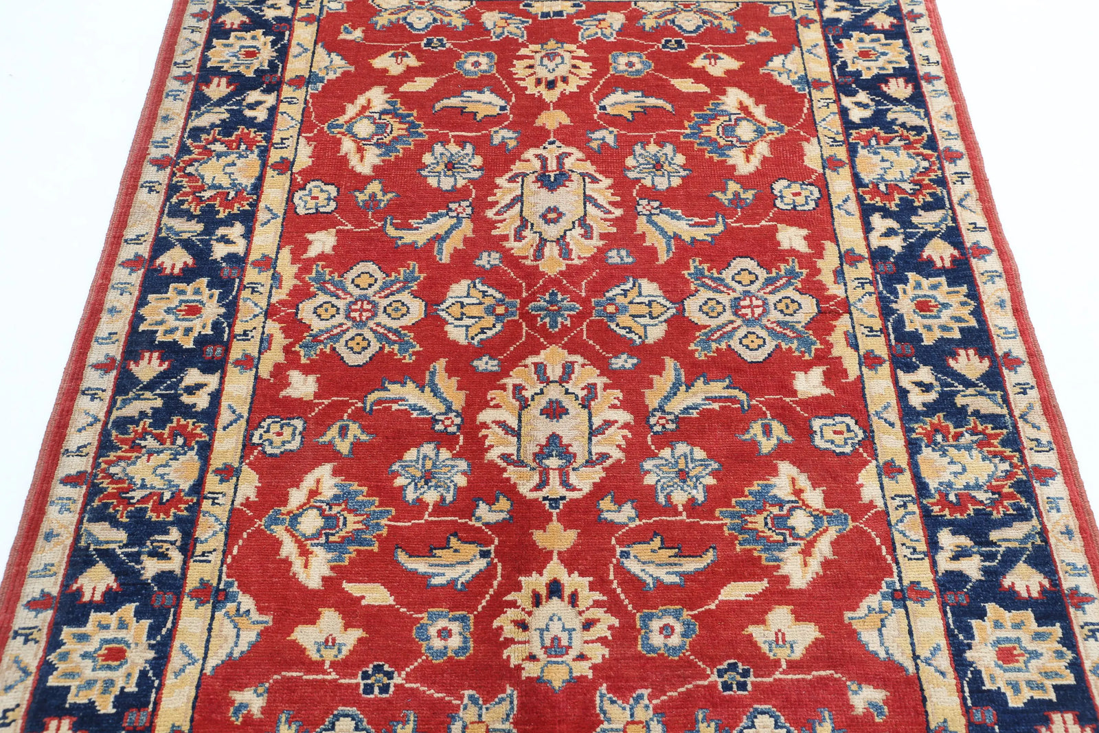 Tapis en laine Ziegler Farhan Gul noué à la main - 4'1'' x 5'8''