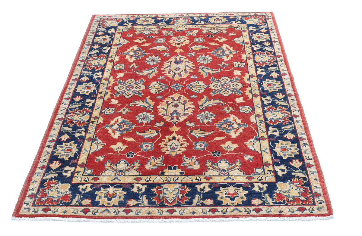Tapis en laine Ziegler Farhan Gul noué à la main - 4'1'' x 5'8''