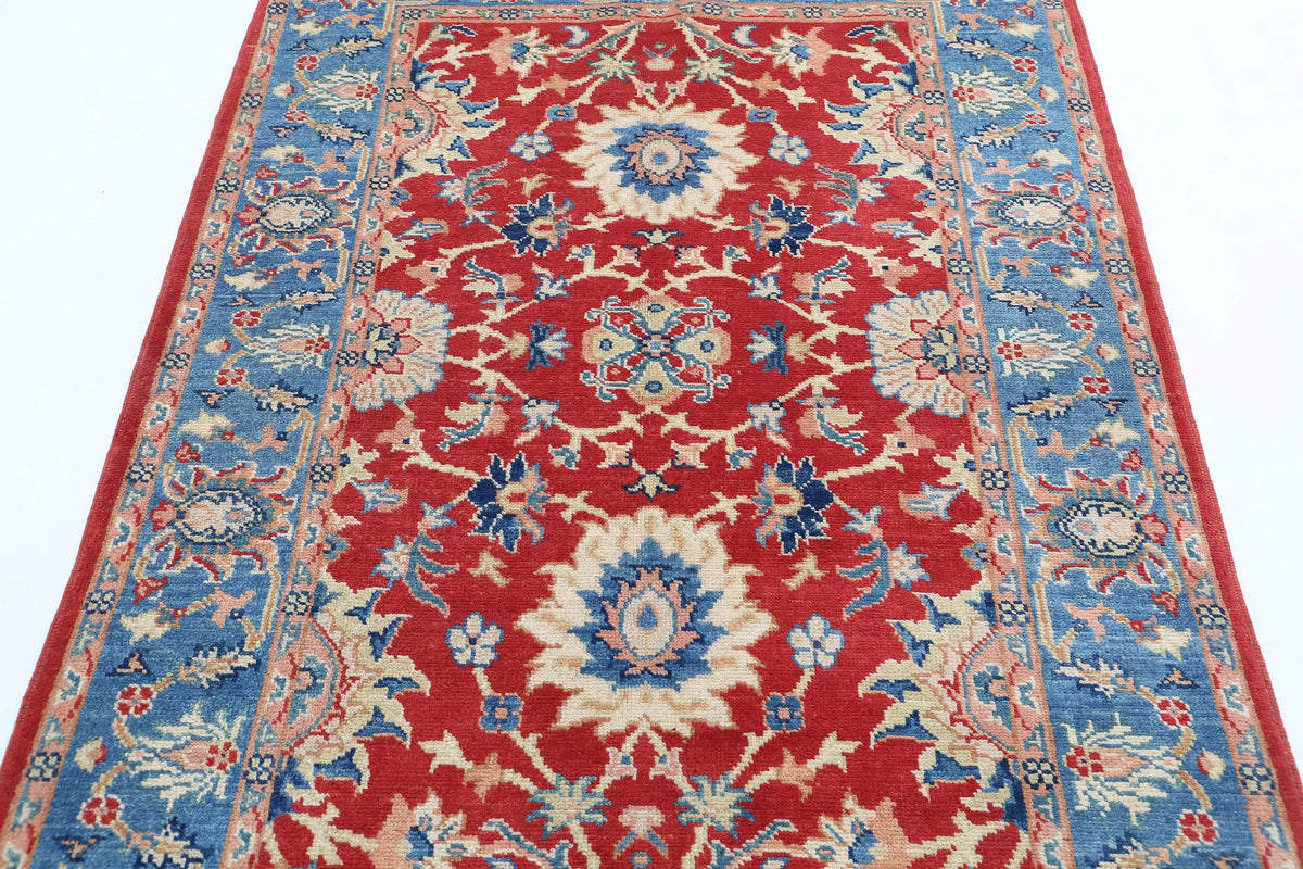 Tapis en laine Ziegler Farhan Gul noué à la main - 4'2'' x 5'10''