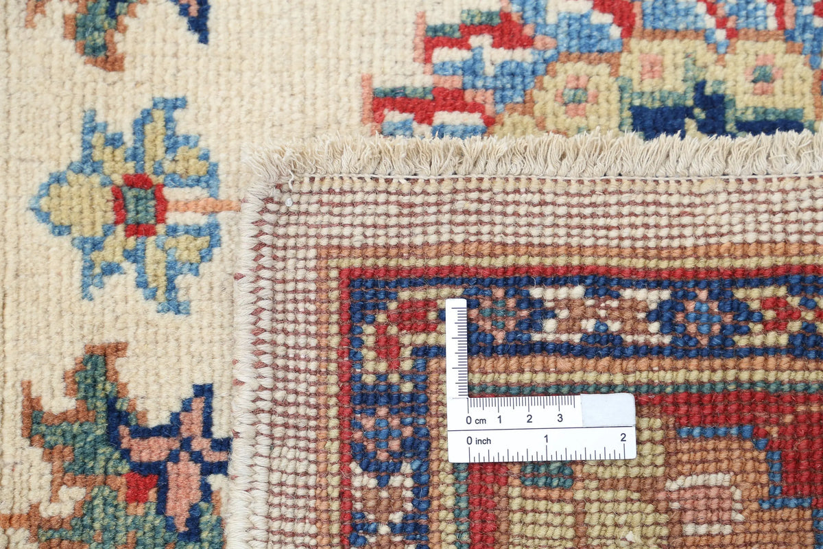 Tapis en laine Ziegler Farhan Gul noué à la main - 4'2'' x 5'6''