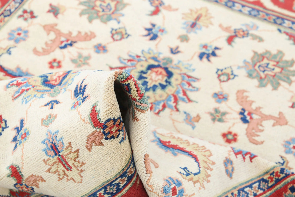 Tapis en laine Ziegler Farhan Gul noué à la main - 4'2'' x 5'6''