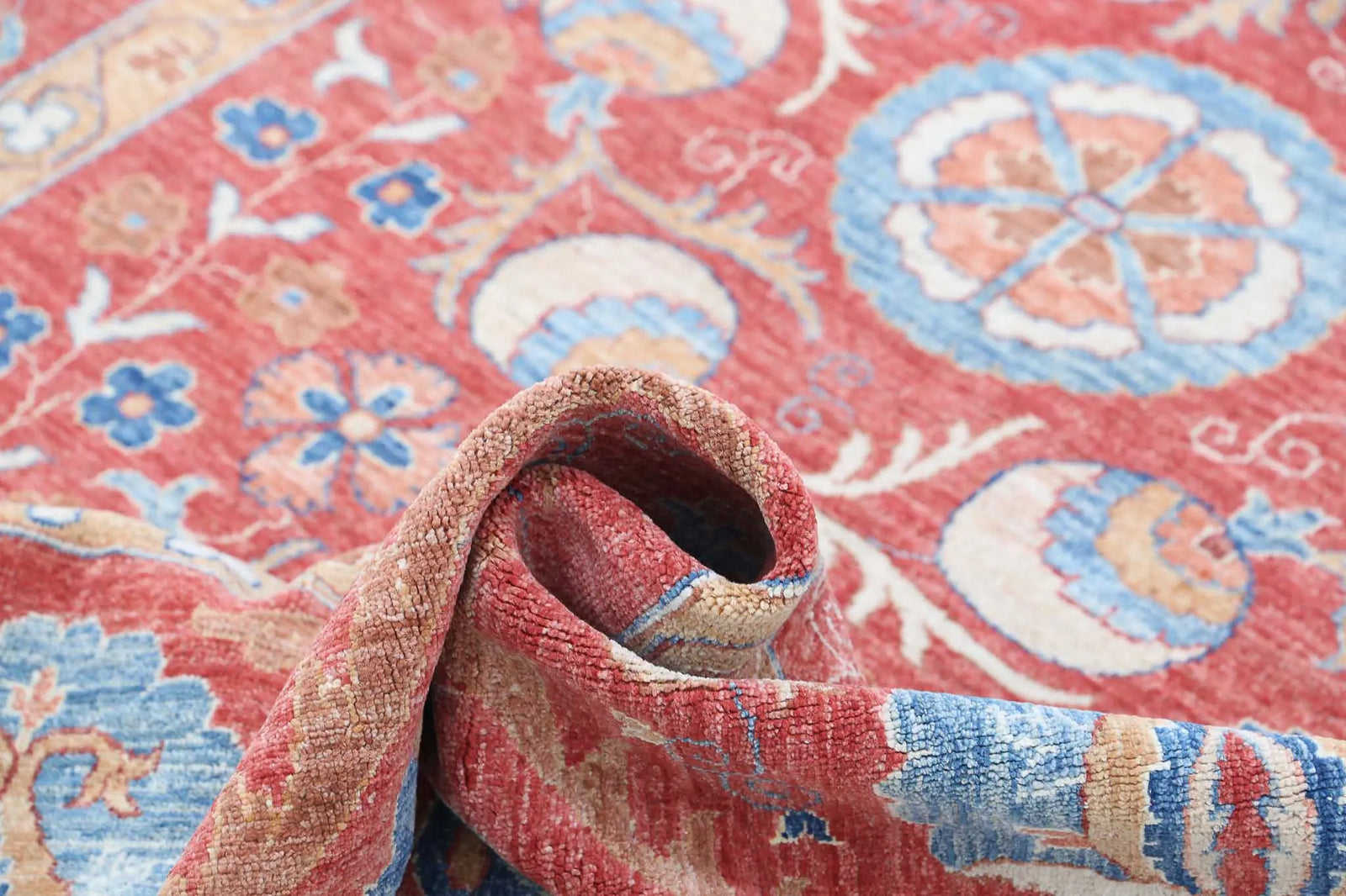 Alfombra de lana Ziegler Suzani anudada a mano - 6'7'' x 9'10''