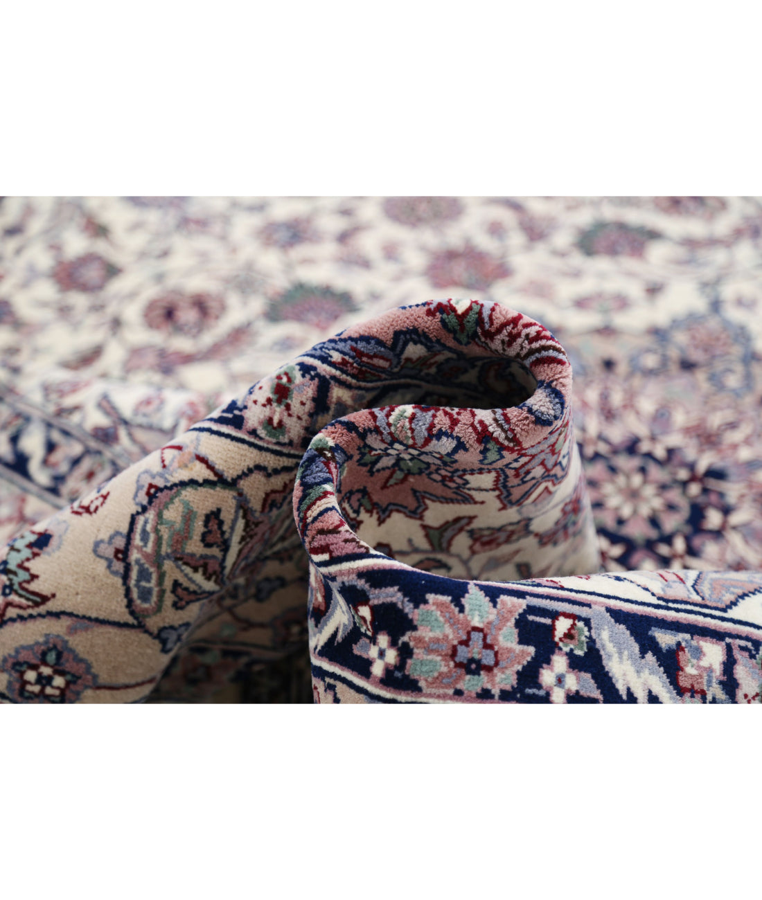 Hand Knotted Heritage Fine Persian Style Wool Rug - 5'9'' x 6'8'' 5'9'' x 6'8'' (173 X 200) / Ivory / Taupe