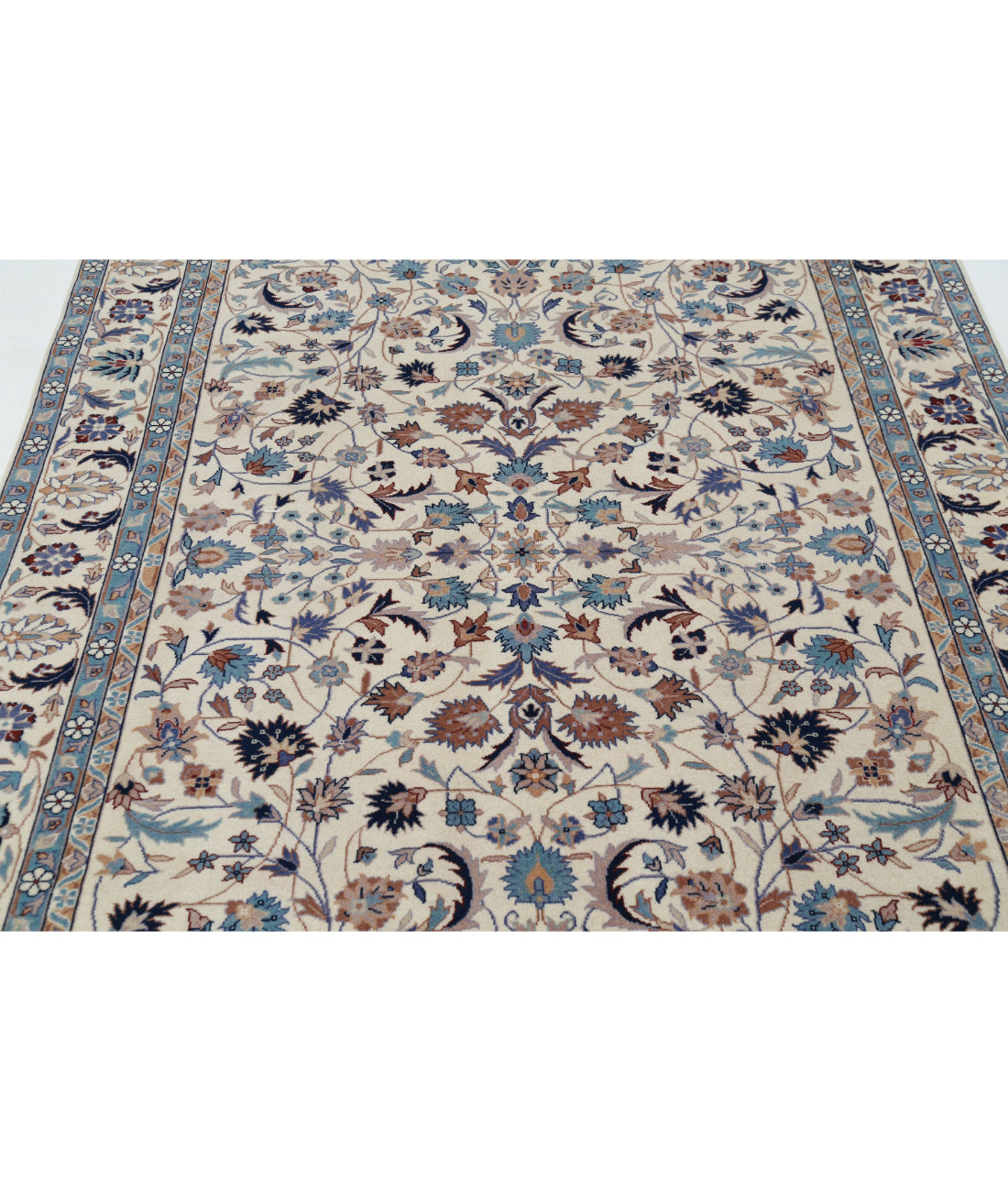 Hand Knotted Heritage Fine Persian Style Wool Rug - 5'0'' x 8'0'' 5'0'' x 8'0'' (150 X 240) / Ivory / Blue