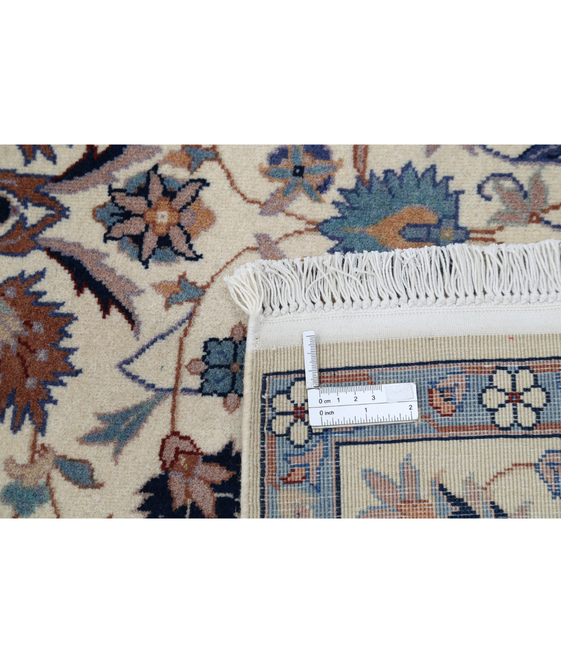 Hand Knotted Heritage Fine Oriental Wool Rug - 5'0'' x 8'0''