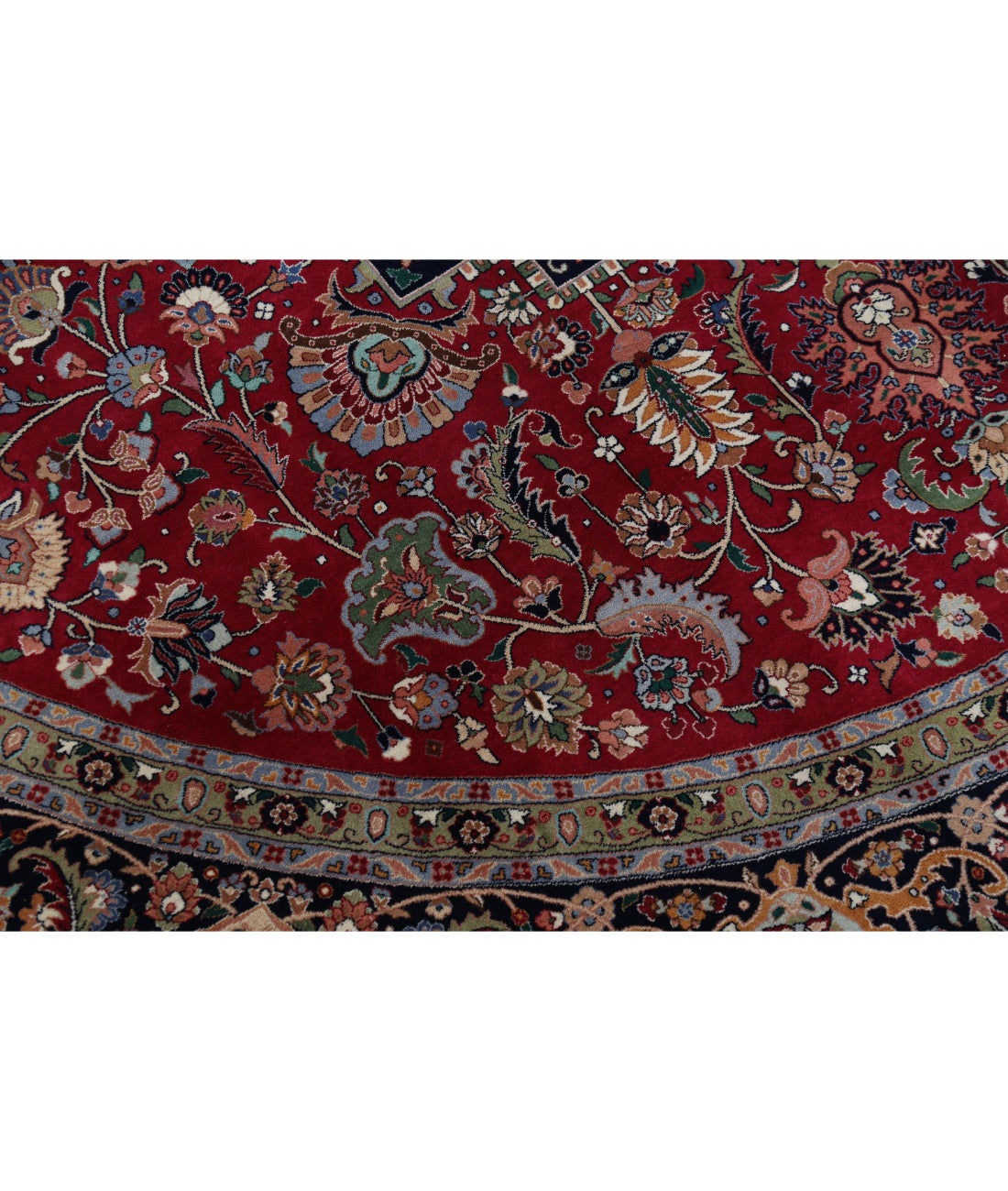 Hand Knotted Heritage Fine Persian Style Wool Rug - 8'0'' x 8'3'' 8'0'' x 8'3'' (240 X 248) / Pink / Blue