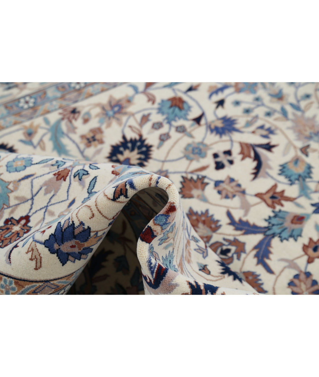 Hand Knotted Heritage Fine Persian Style Wool Rug - 5'0'' x 8'0'' 5'0'' x 8'0'' (150 X 240) / Ivory / Blue