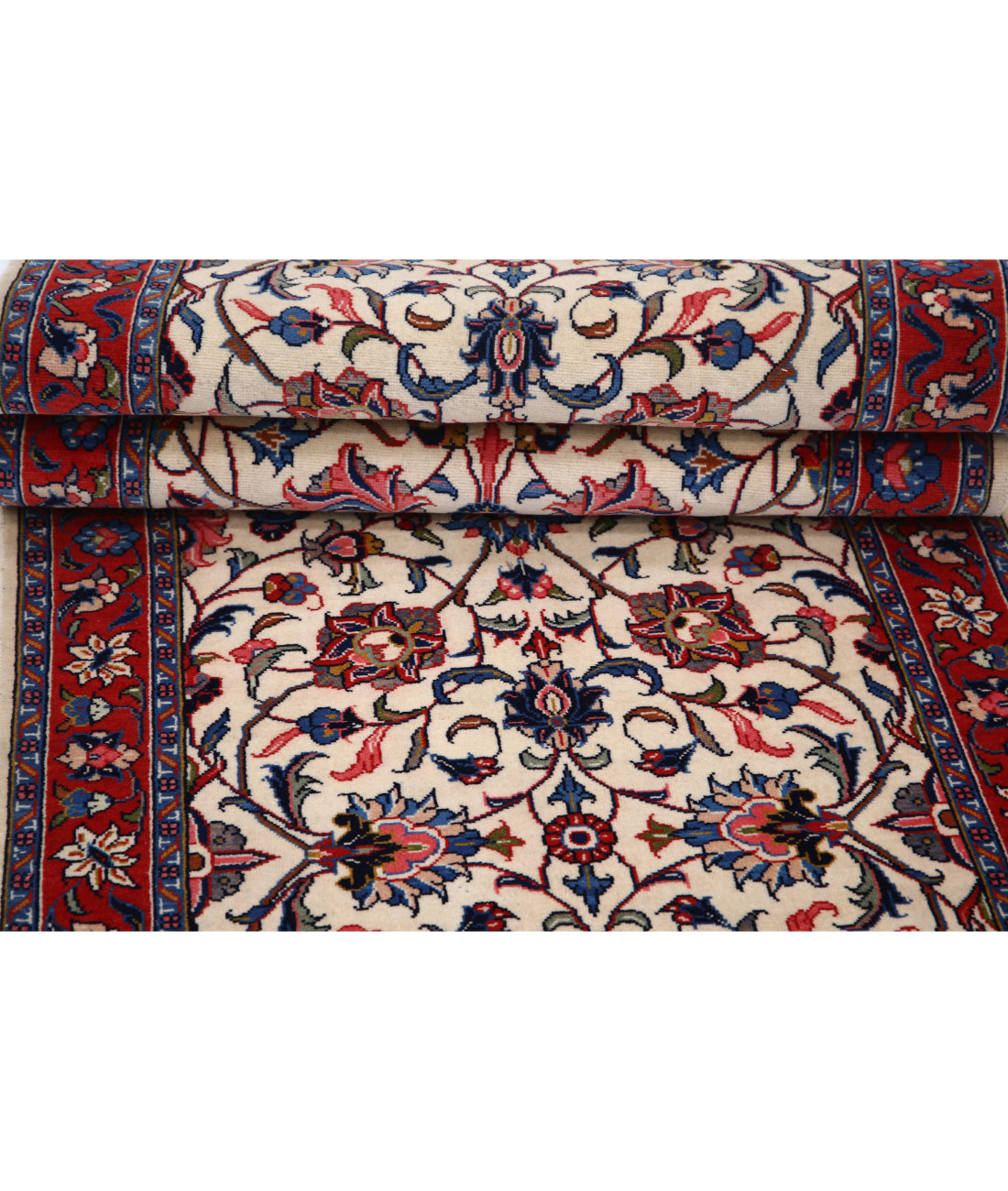 Hand Knotted Heritage Persian Style Sarouk Wool Rug - 2'10'' x 17'7'' 2'10'' x 17'7'' (85 X 528) / Ivory / Red