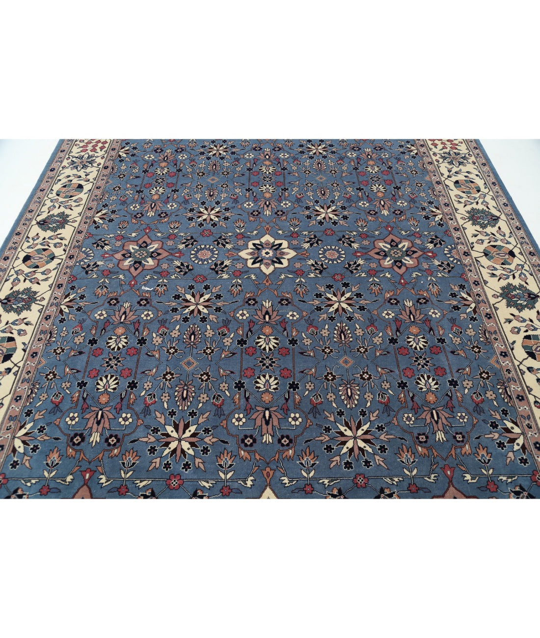 Hand Knotted Heritage Persian Style Wool Rug - 8'1'' x 10'1'' 8'1'' x 10'1'' (243 X 303) / Blue / Ivory